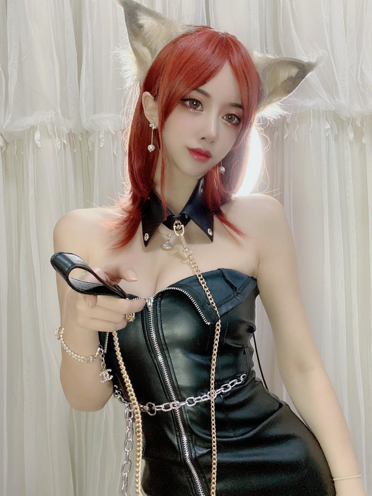 过期米线线喵 – 狐狸小姐 Cosplay 魅惑写真 兽耳娘角色扮演插图 过期米线线喵 – 狐狸小姐 Cosplay 魅惑写真 兽耳娘角色扮演插图