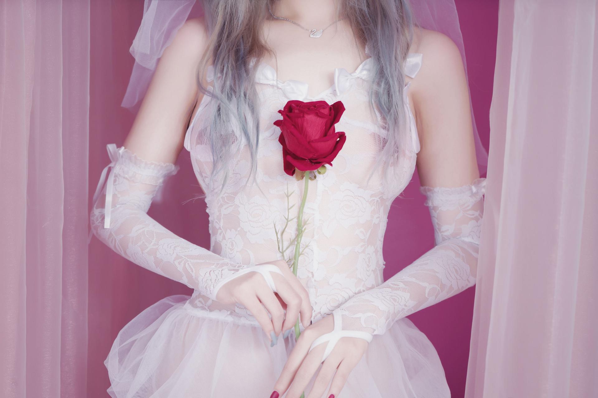 eloise软软 入水蕾丝 Cosplay写真 蕾丝湿身水下摄影插图