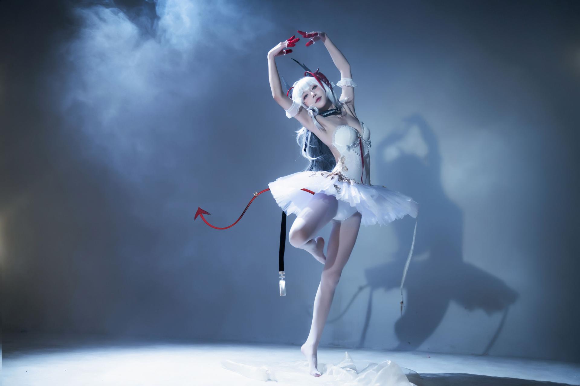 阿包也是兔娘 – 明日方舟 芭蕾 Cosplay 高清写真 角色扮演插图 阿包也是兔娘 – 明日方舟 芭蕾 Cosplay 高清写真 角色扮演插图