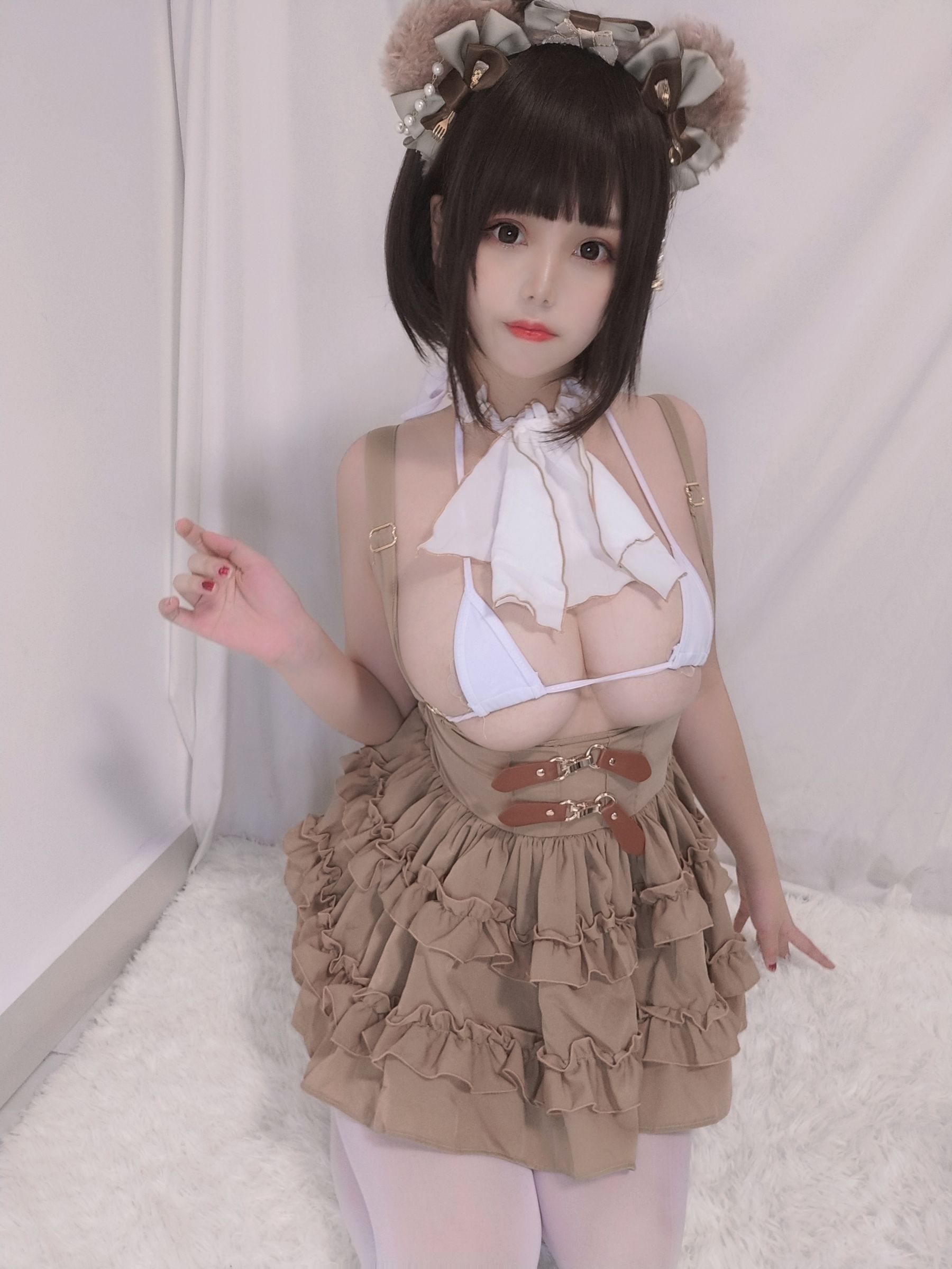 蜜汁猫裘 – 小熊 Cosplay 萌系写真 可爱熊耳少女插图