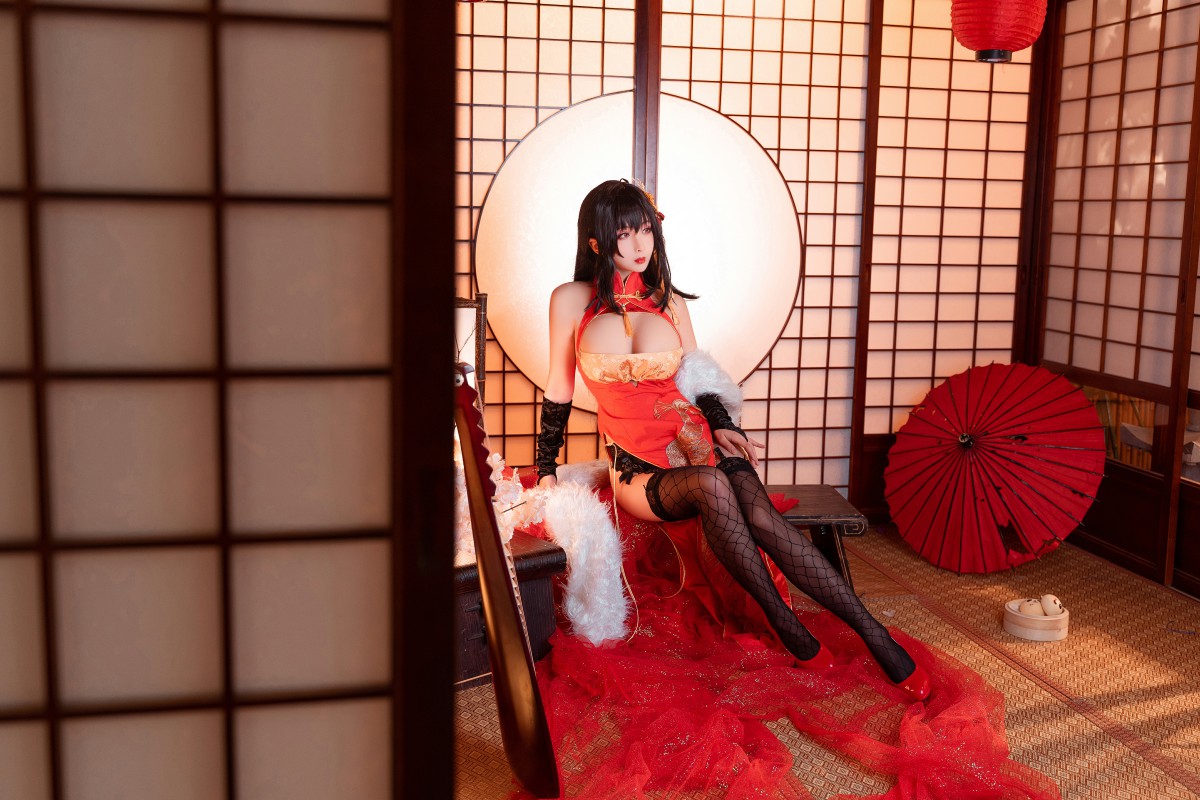 rioko凉凉子 大凤旗袍性感写真 黑丝美腿 Cosplay摄影作品插图