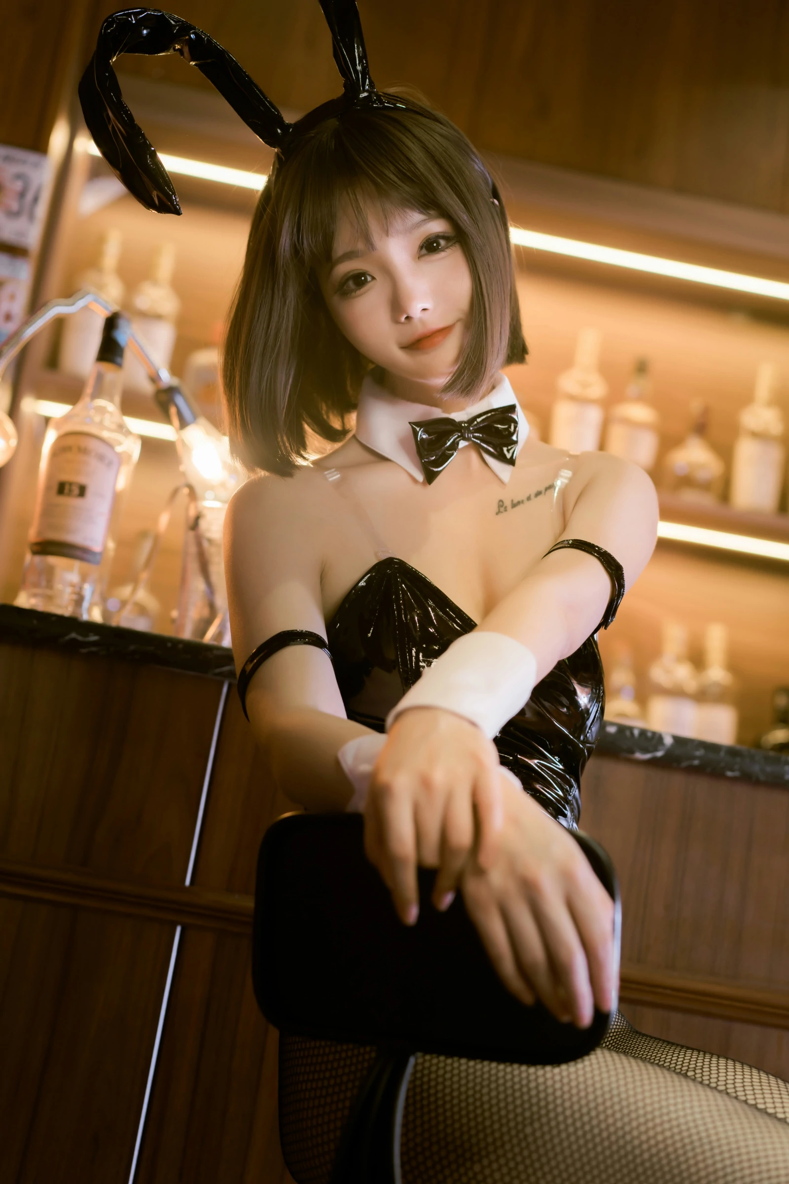 桃良阿宅 – 秘密交易 绝美Cosplay写真插图 桃良阿宅 – 秘密交易 绝美Cosplay写真插图