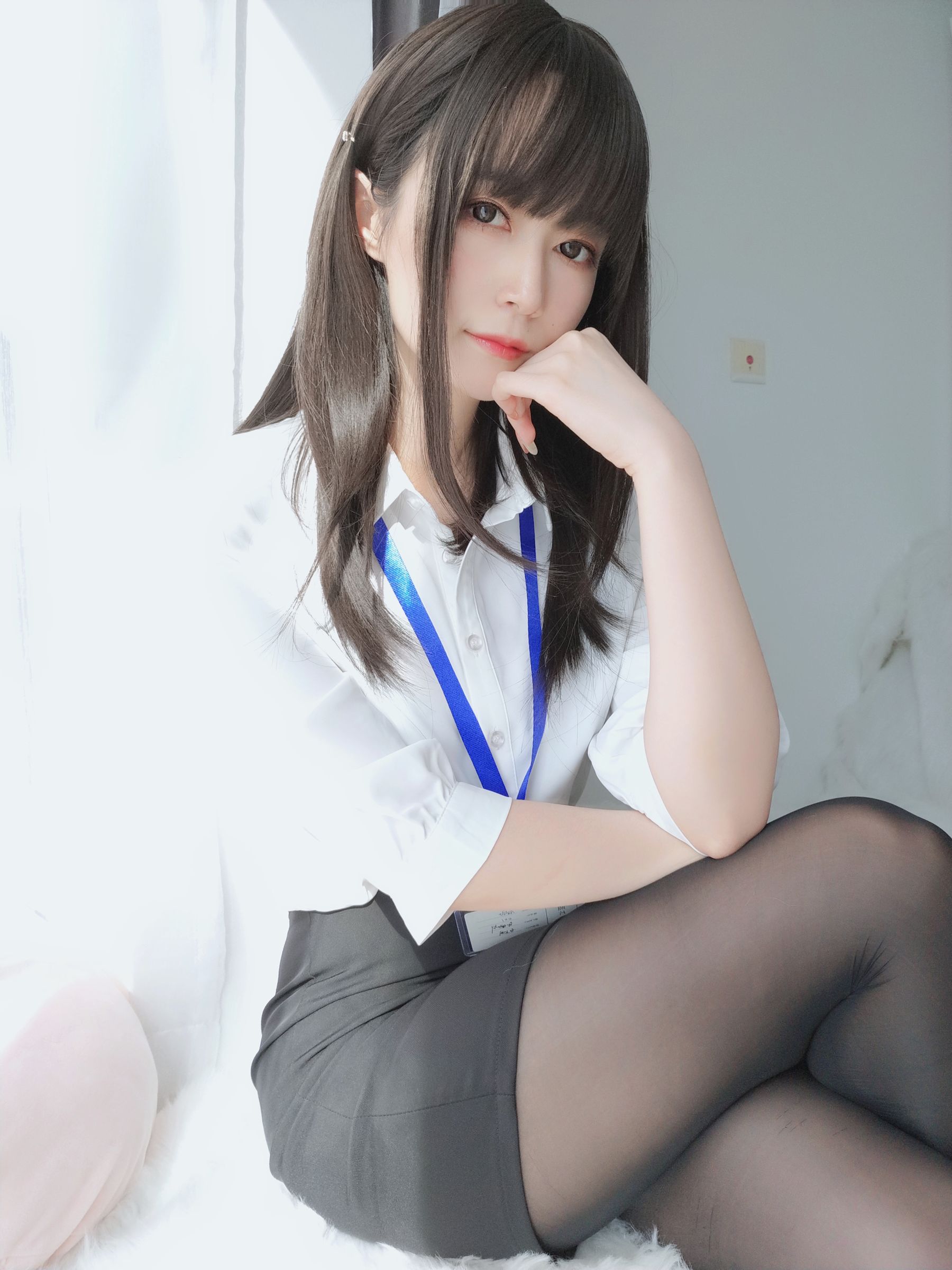 Coser小姐姐白银 – 制服诱惑 性感写真集插图 Coser小姐姐白银 – 制服诱惑 性感写真集插图