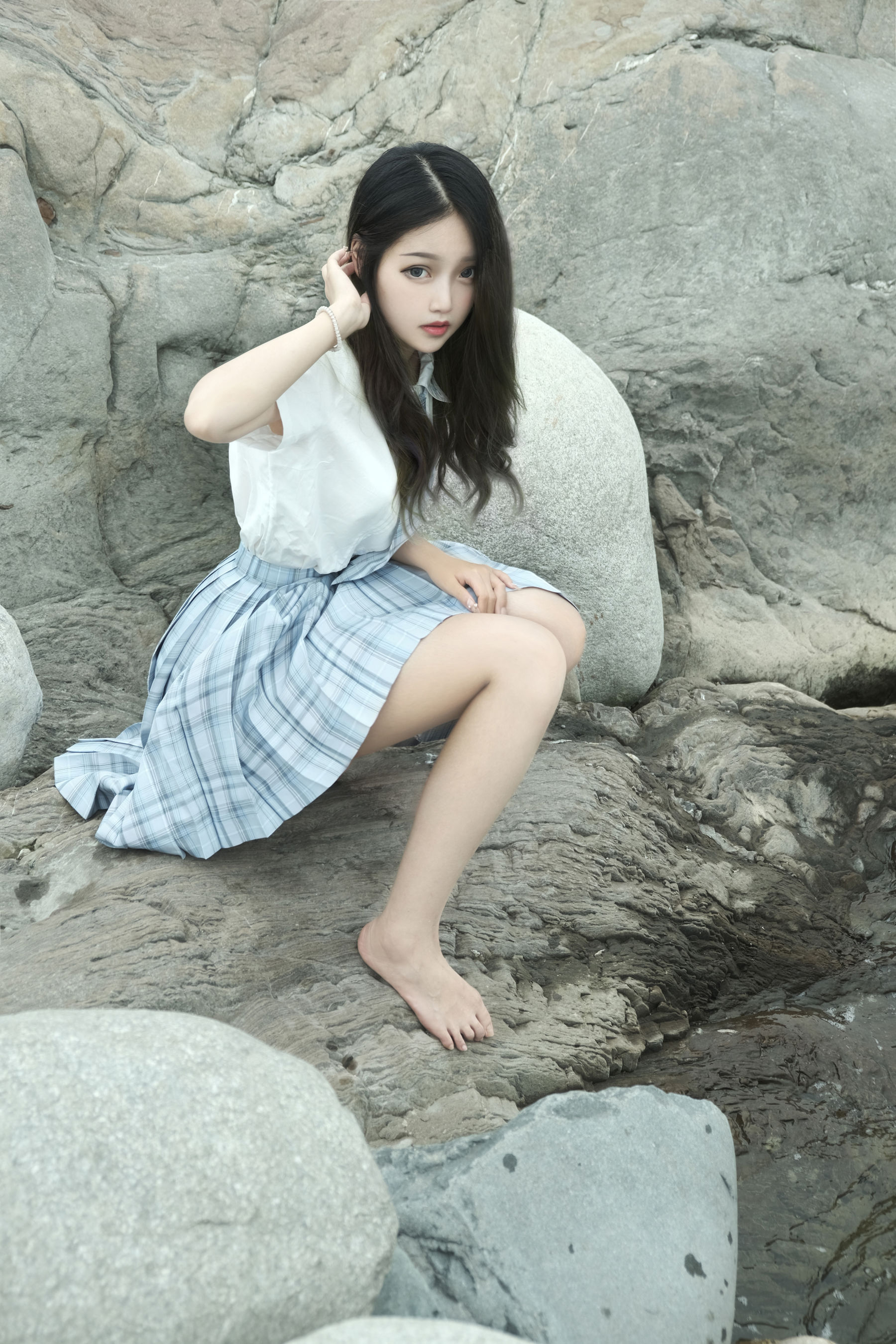 eloise软软 河边JK少女写真 清新制服cosplay摄影插图 eloise软软 河边JK少女写真 清新制服cosplay摄影插图