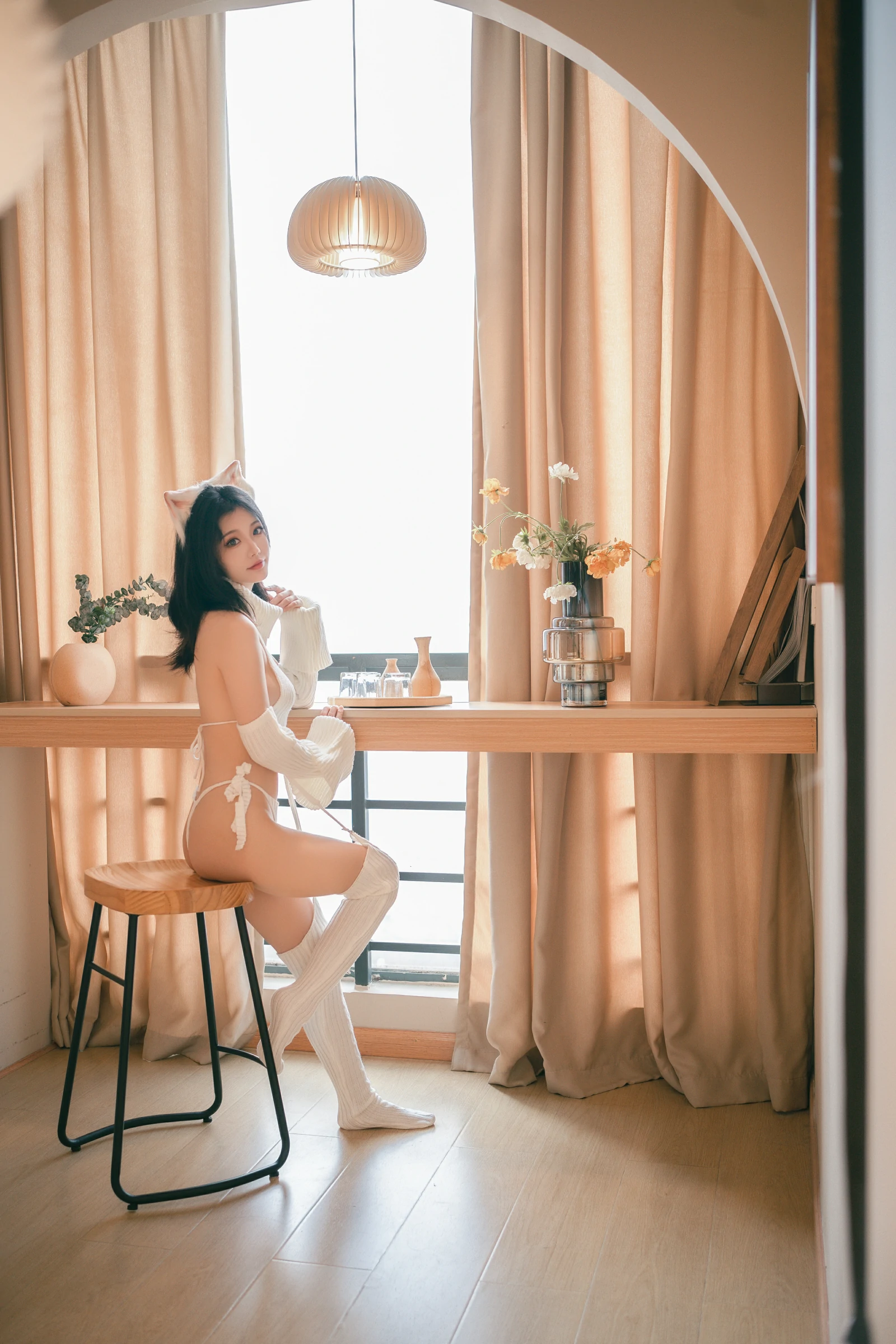 桃良阿宅 – 白毛衣甜美写真 高清Cosplay图片合集插图 桃良阿宅 – 白毛衣甜美写真 高清Cosplay图片合集插图