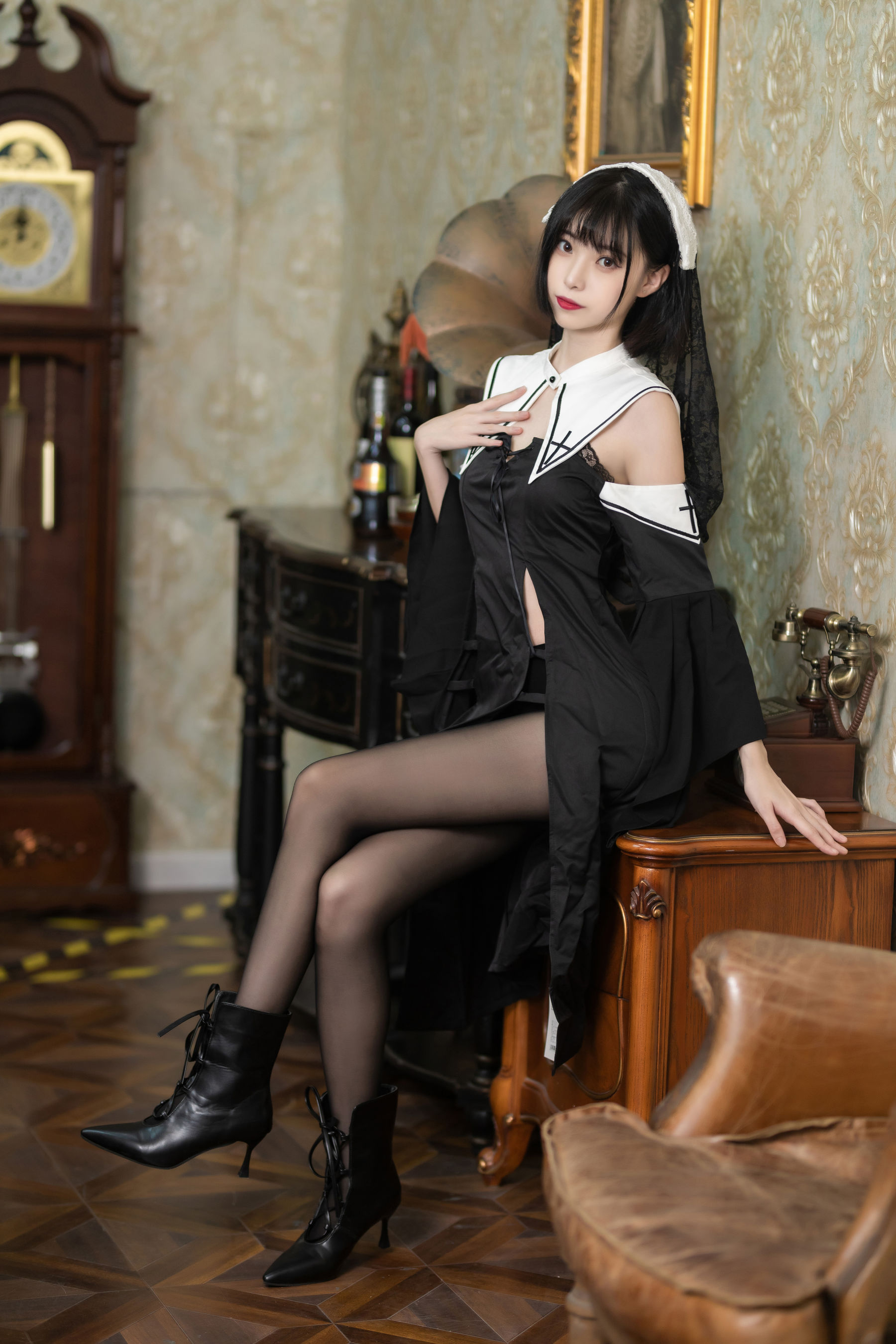 许岚 暗黑修女Cosplay角色扮演 哥特风修女服 高清摄影作品插图