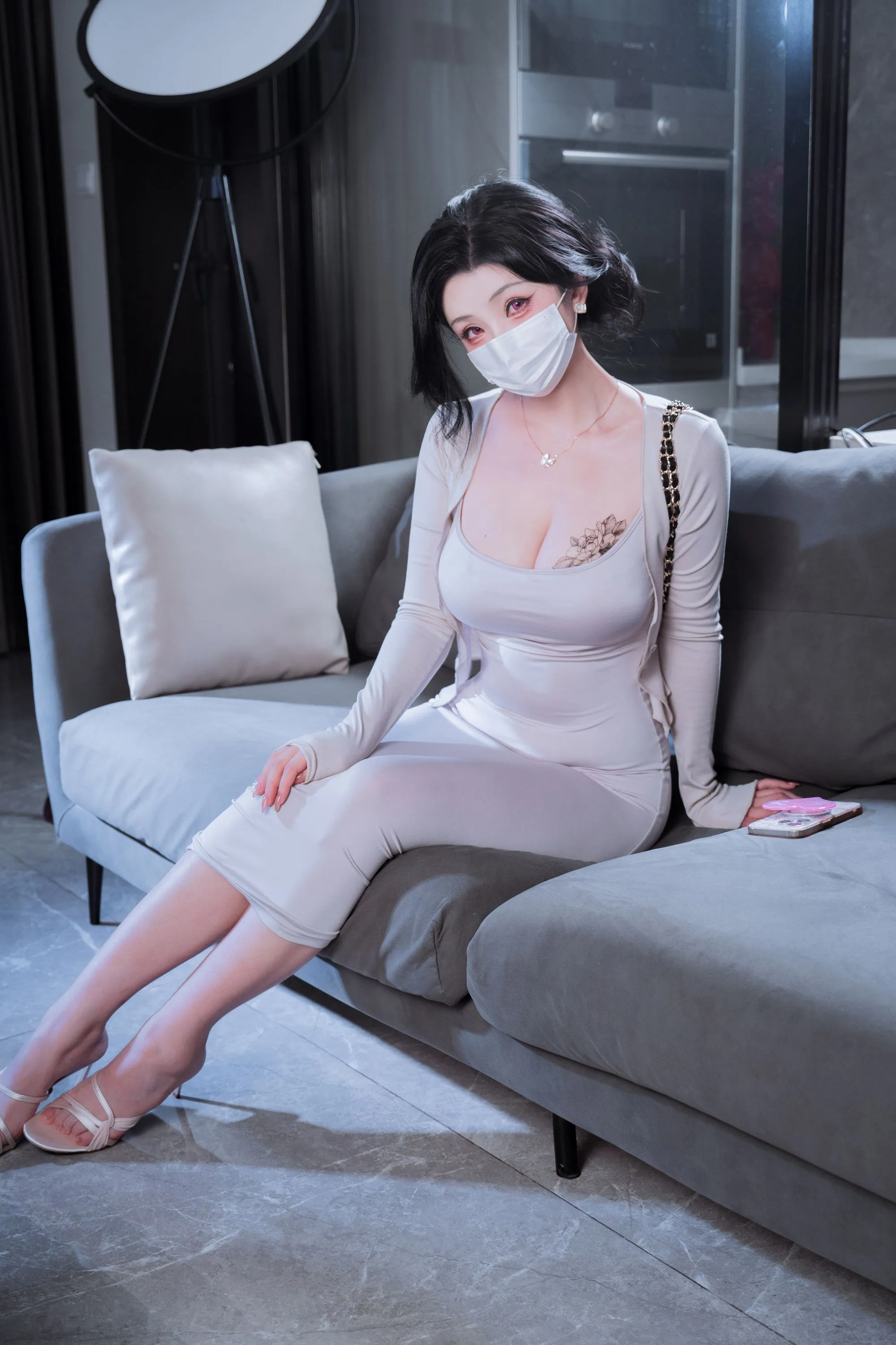 rioko凉凉子 – 邻家姐姐温柔写真 Cosplay摄影作品集插图