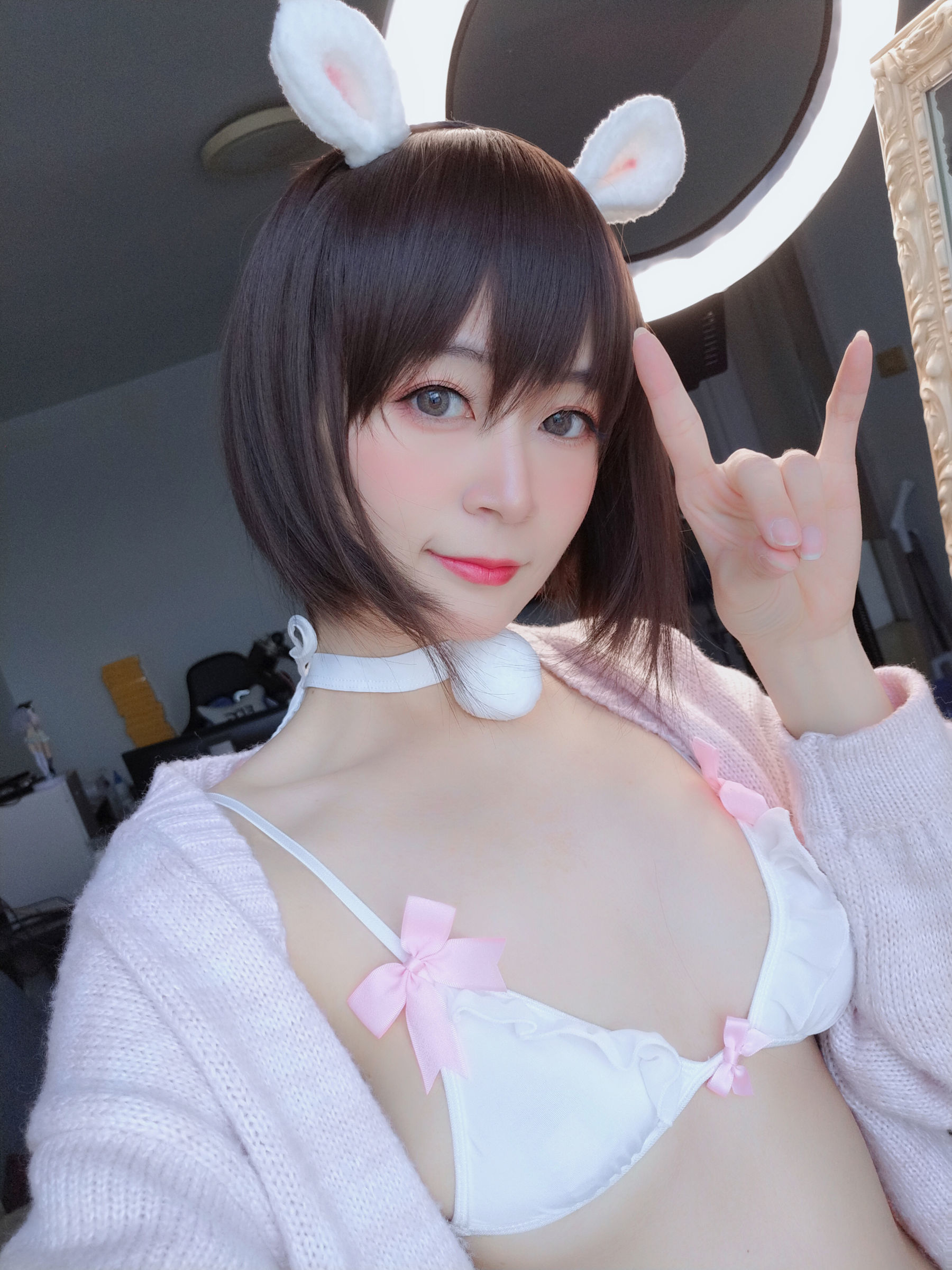 Coser小姐姐白银 – 可爱兔子cosplay写真集 萌系兔耳少女摄影作品插图