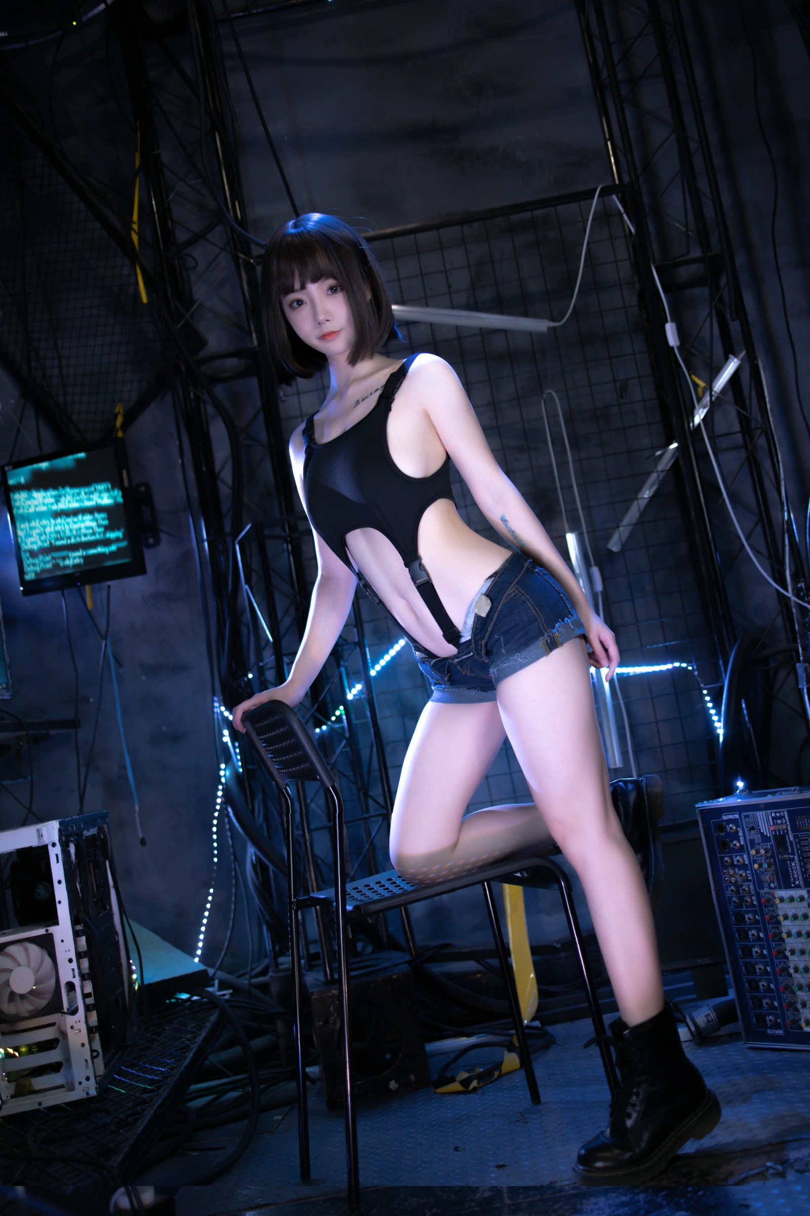 桃良阿宅 – 危机四伏 Cosplay 美图