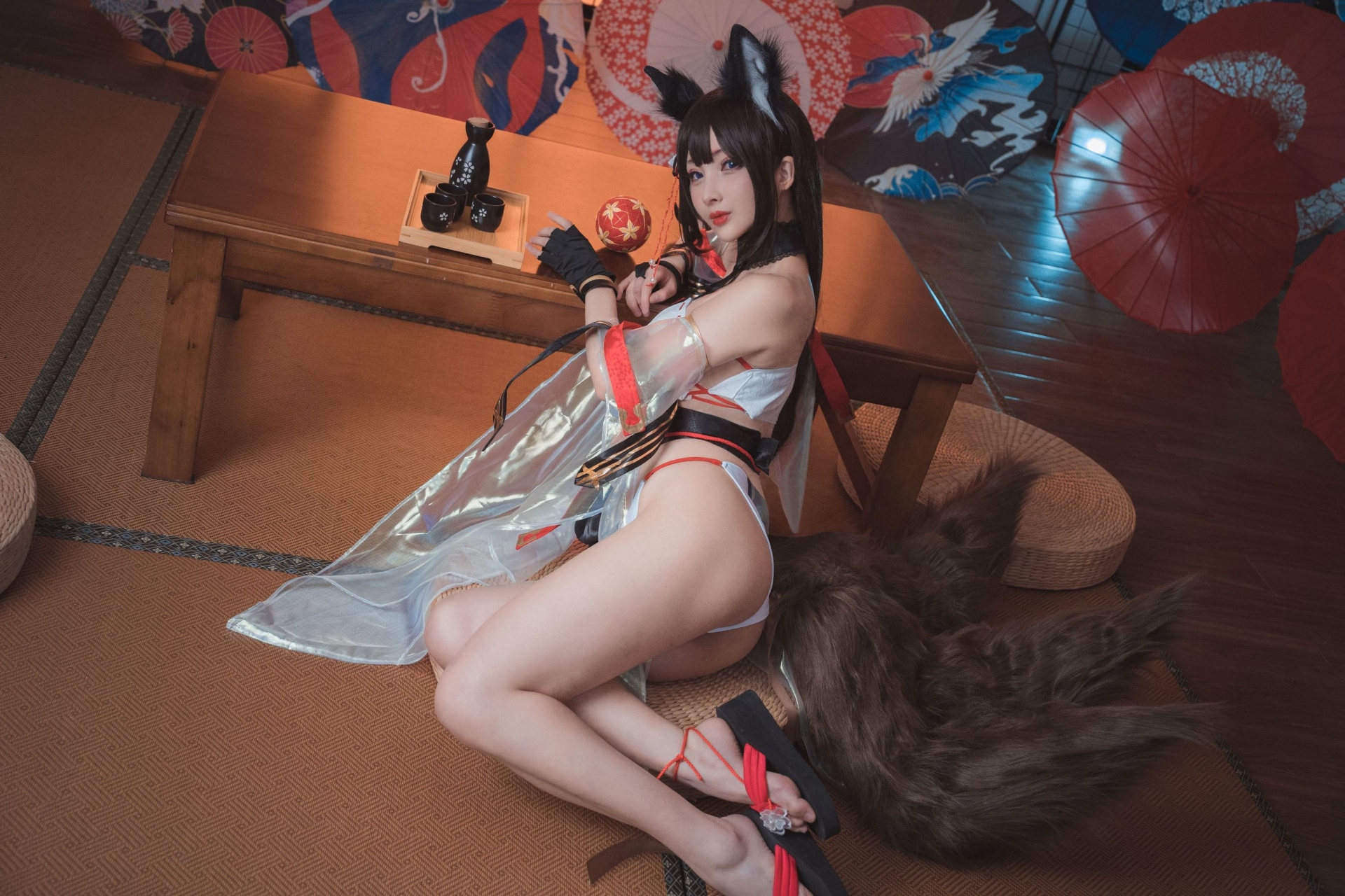 rioko凉凉子 Azurlane Amagi Cosplay 碧蓝航线天城舰娘写真 和风巫女战斗服插图