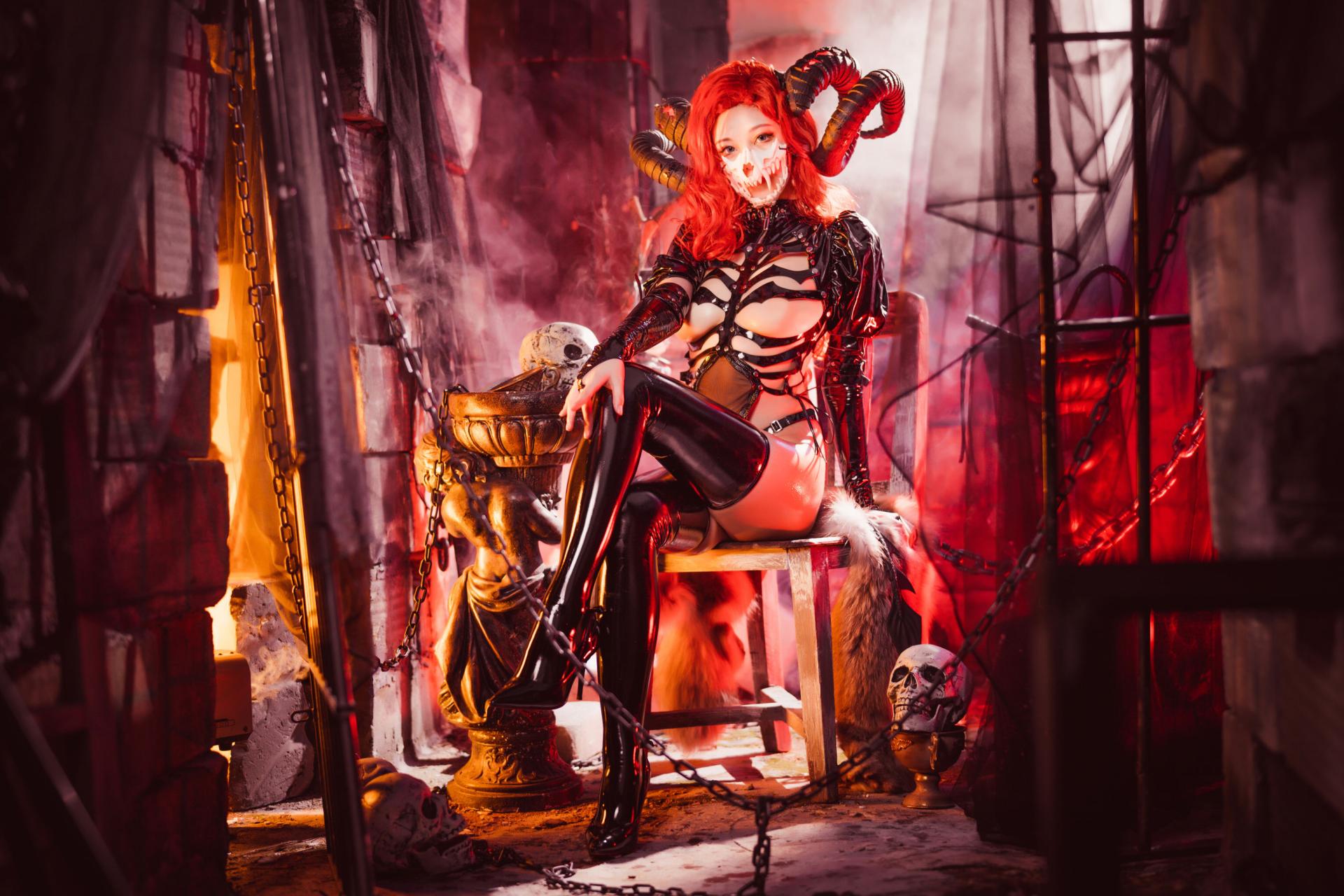 蜜汁猫裘 – 骸骨 Cosplay 暗黑哥特风 高清写真图集