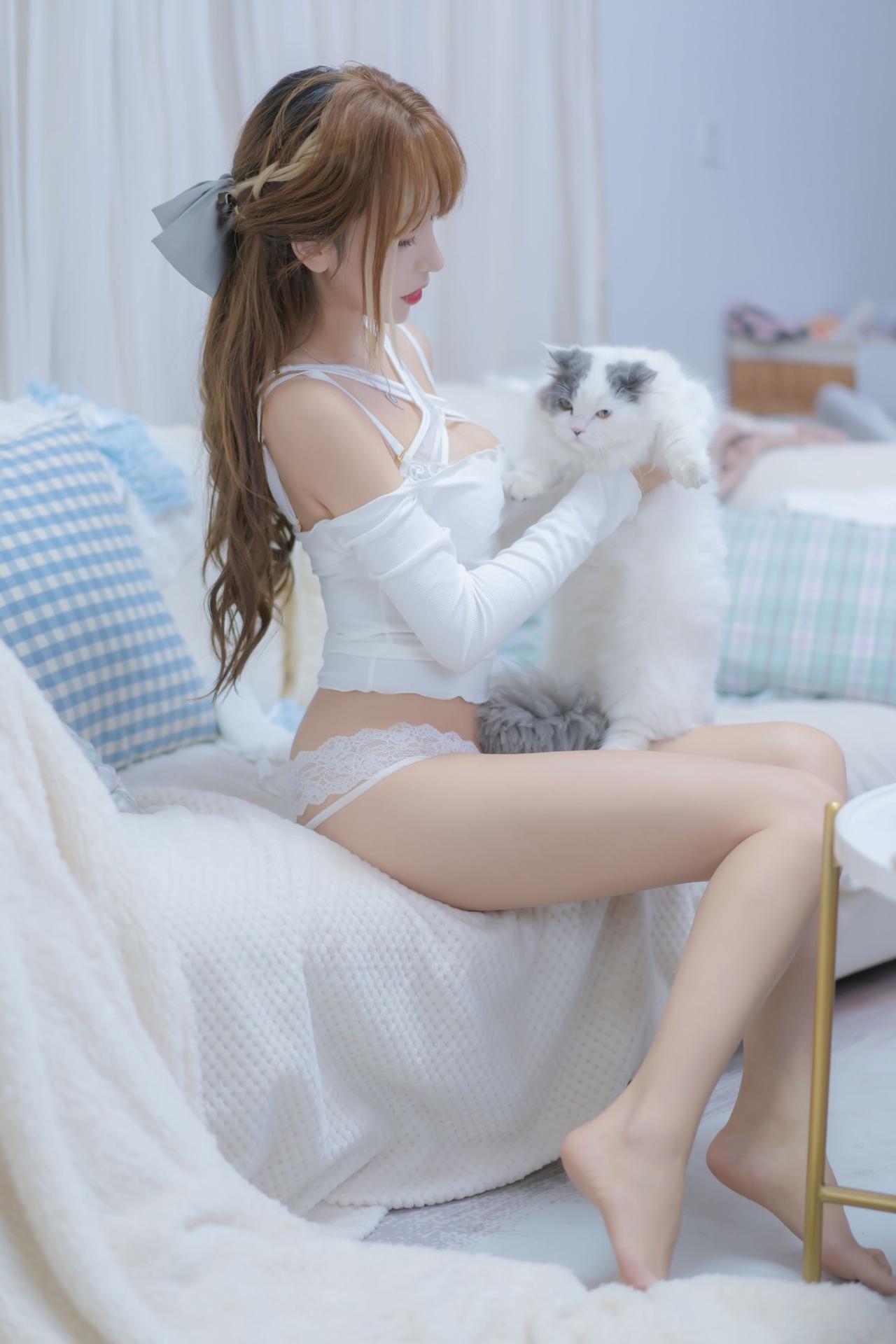 过期米线线喵 – 我和猫 cosplay写真集 二次元猫娘主题摄影