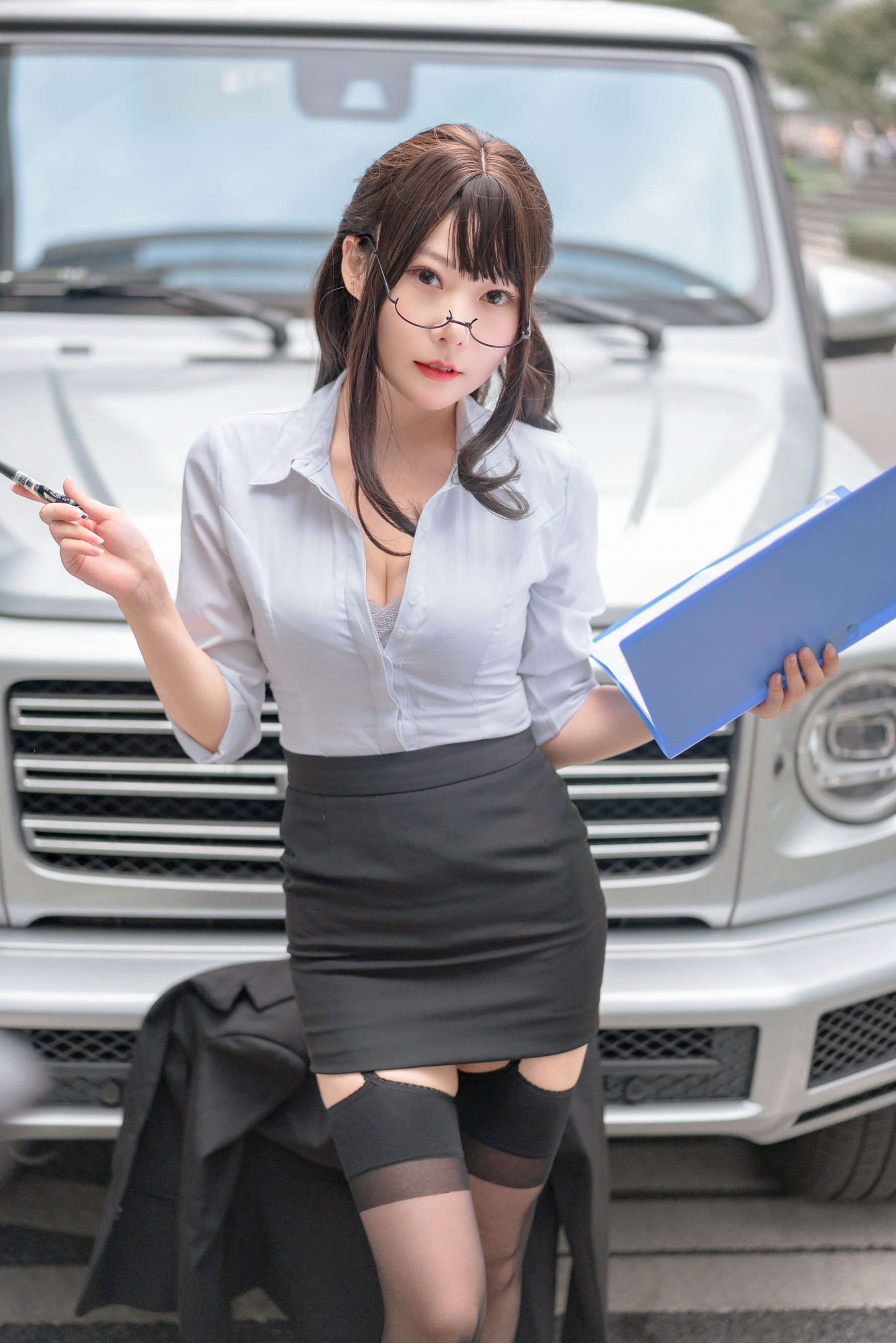 香草喵露露 – 丝袜西装诱惑 性感御姐OL制服写真插图 香草喵露露 – 丝袜西装诱惑 性感御姐OL制服写真插图