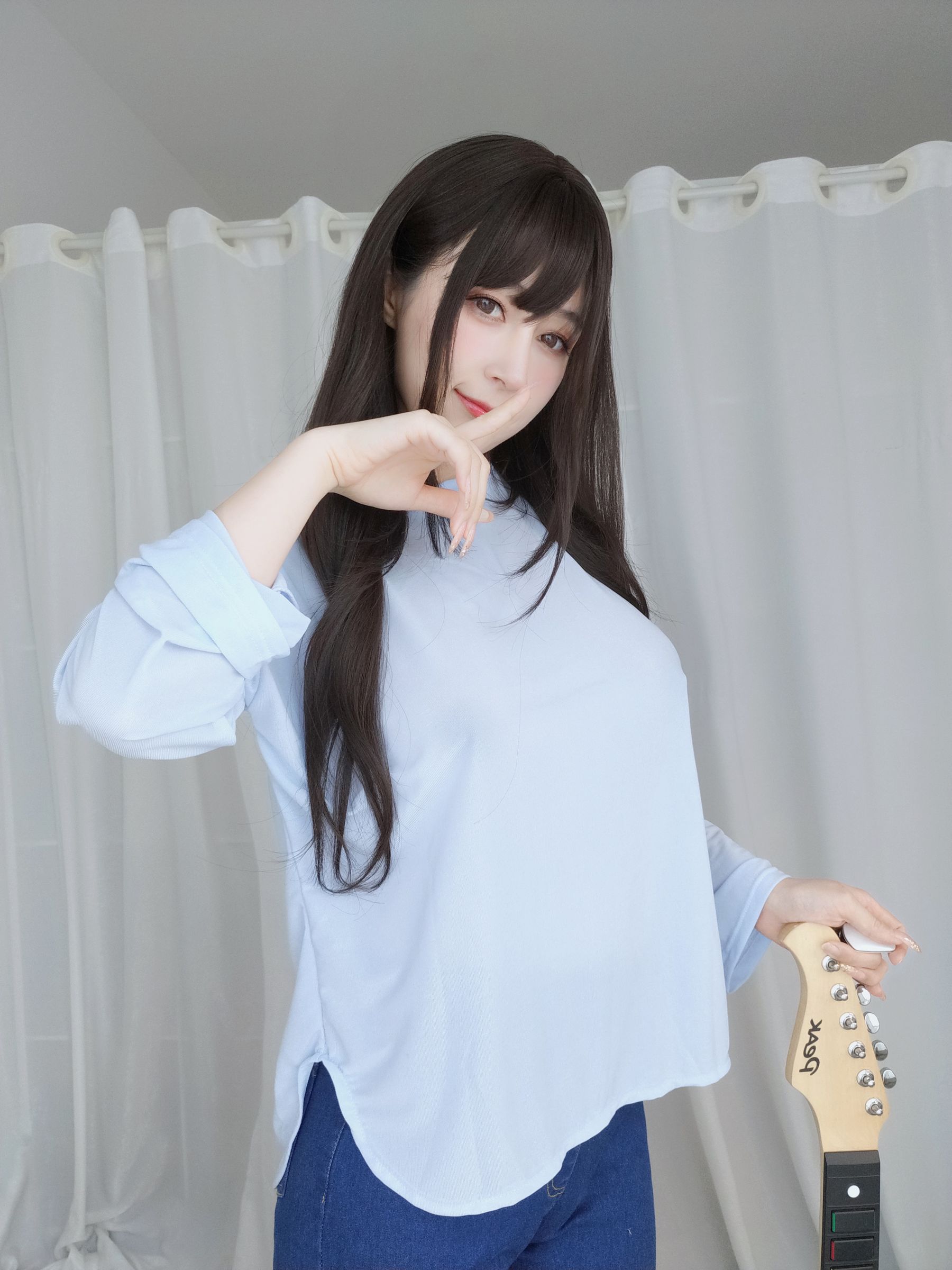 Coser小姐姐白银 – 妹は服を着てください 二次元Cosplay写真集插图 Coser小姐姐白银 – 妹は服を着てください 二次元Cosplay写真集插图