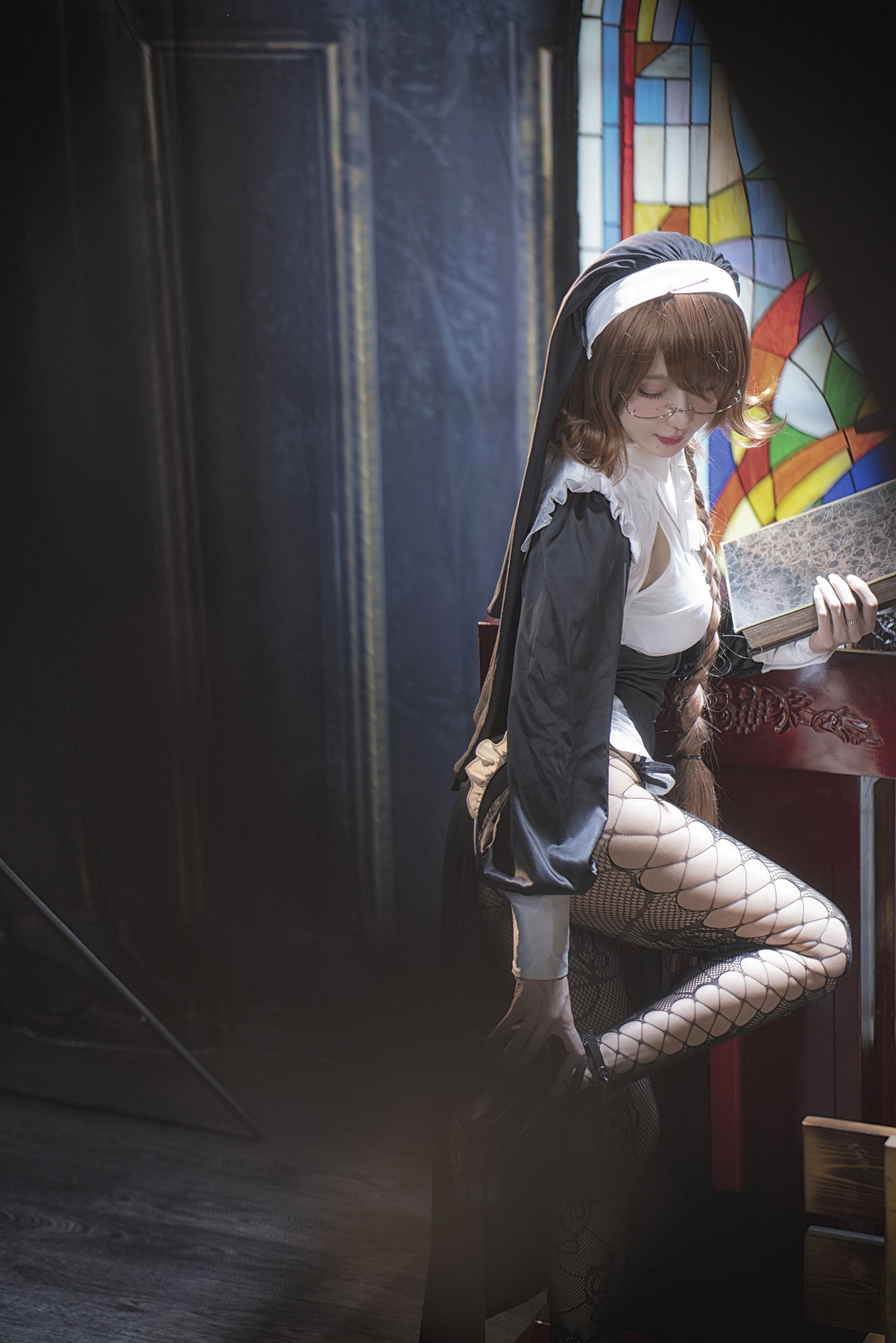 阿包也是兔娘 修女cosplay 修女服写真 阿包也是兔娘修女装扮 修女角色扮演插图