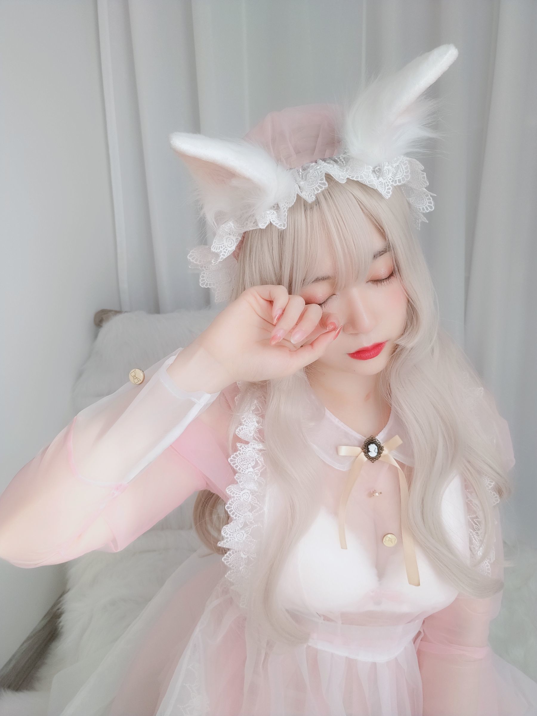 Coser小姐姐白银 – 女仆小兔子 Cosplay 写真集插图