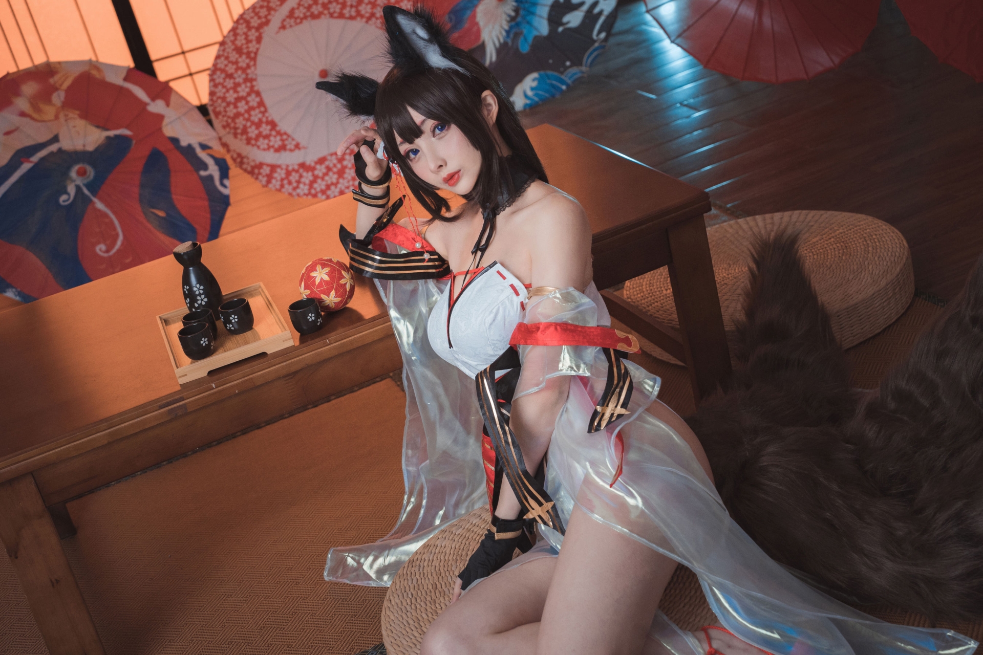 rioko凉凉子 Azurlane Amagi Cosplay 碧蓝航线天城舰娘写真 和风巫女战斗服插图