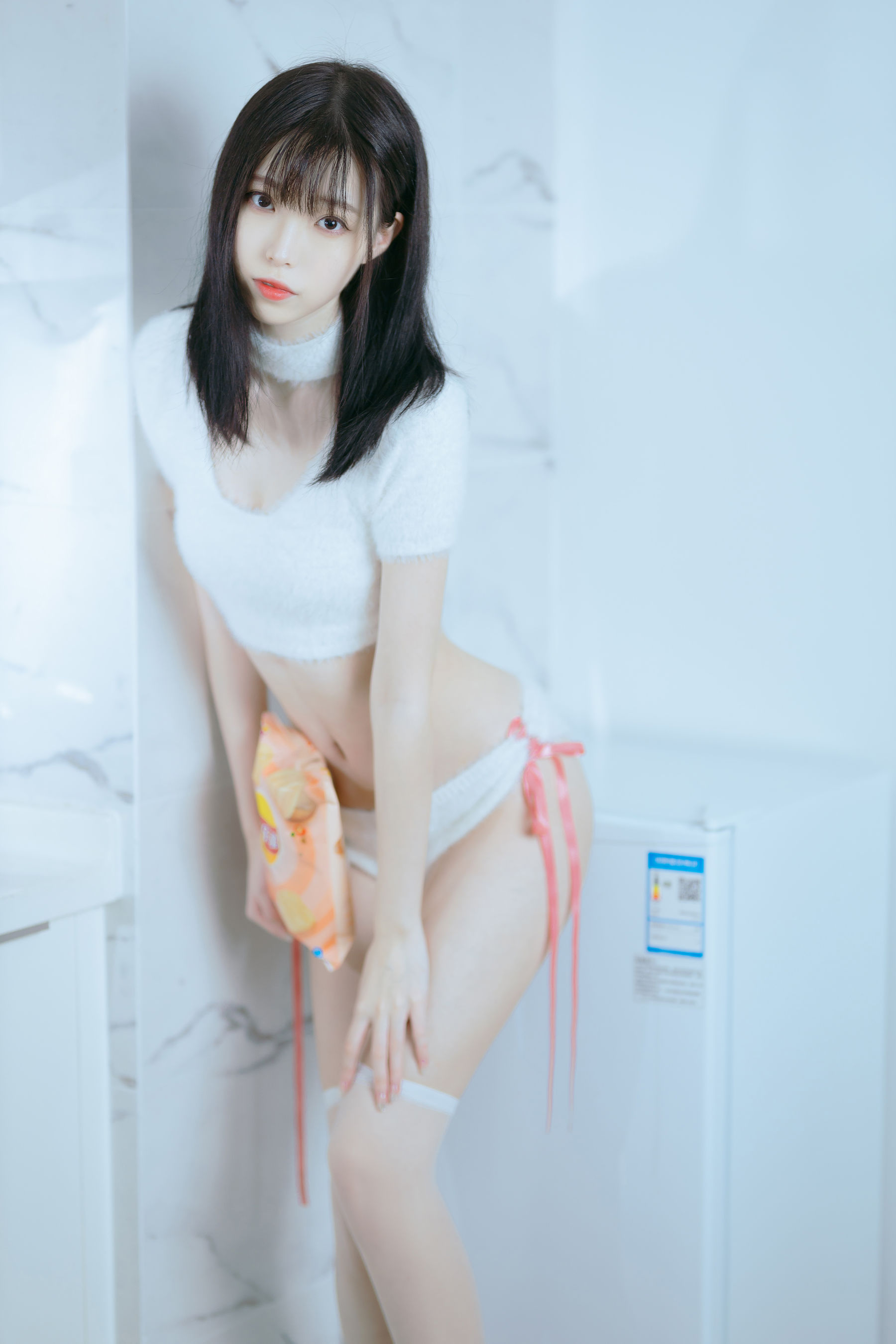 许岚 – 纯欲毛衣写真 温柔慵懒风Cosplay图片插图