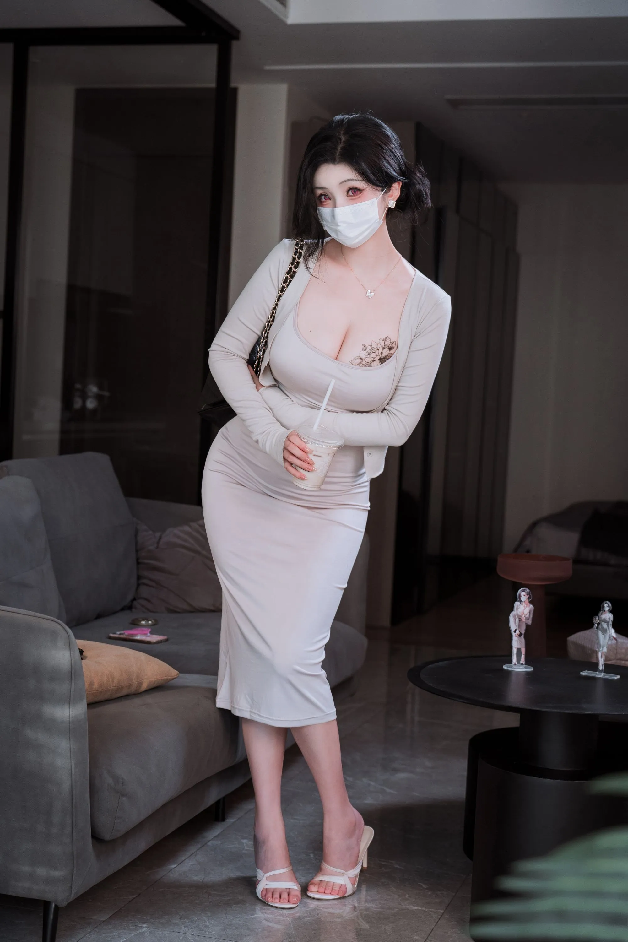 rioko凉凉子 – 邻家姐姐温柔写真 Cosplay摄影作品集插图