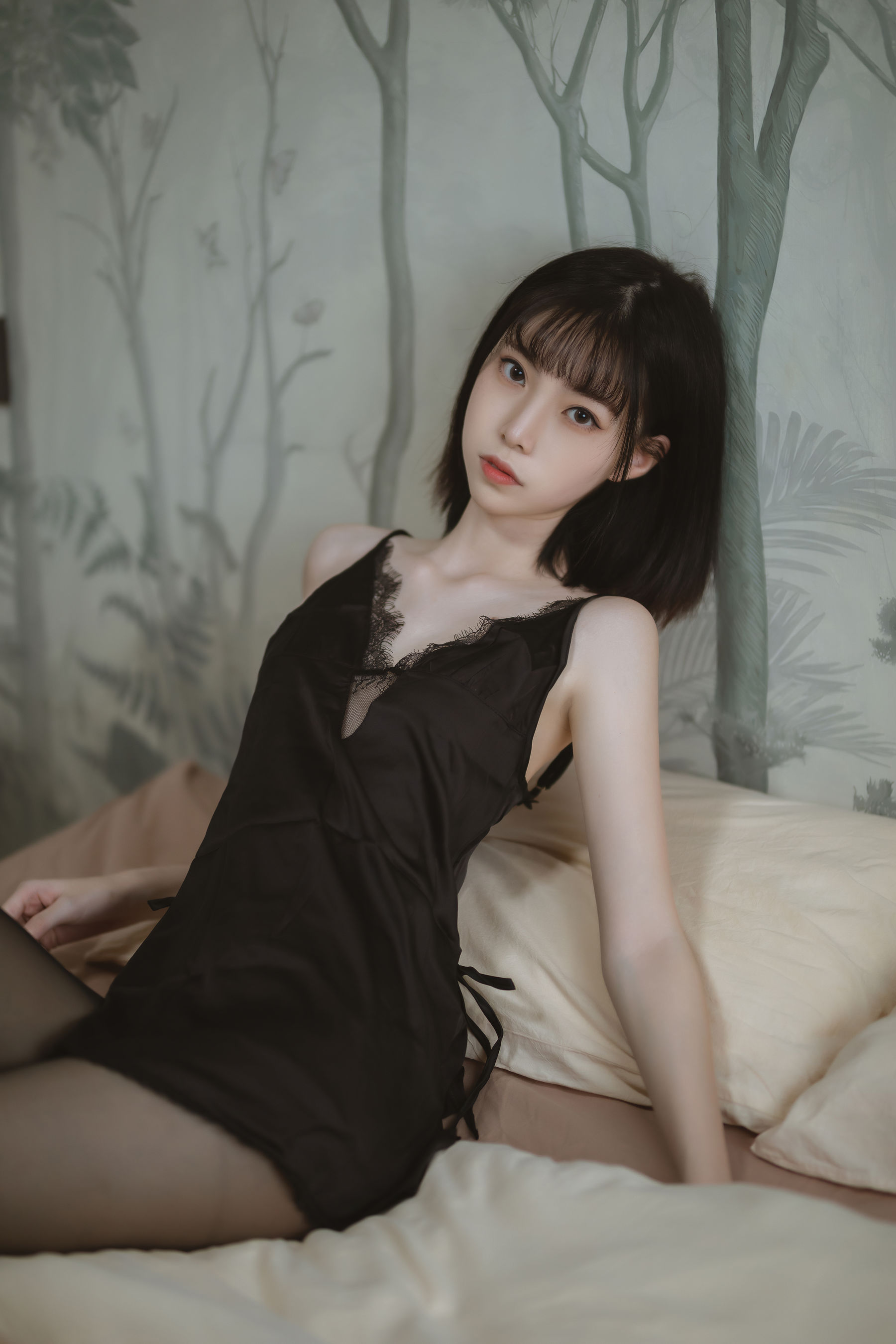 许岚 黑色蕾丝睡衣性感写真 蕾丝诱惑私房照 CosPlay作品集插图 许岚 黑色蕾丝睡衣性感写真 蕾丝诱惑私房照 CosPlay作品集插图