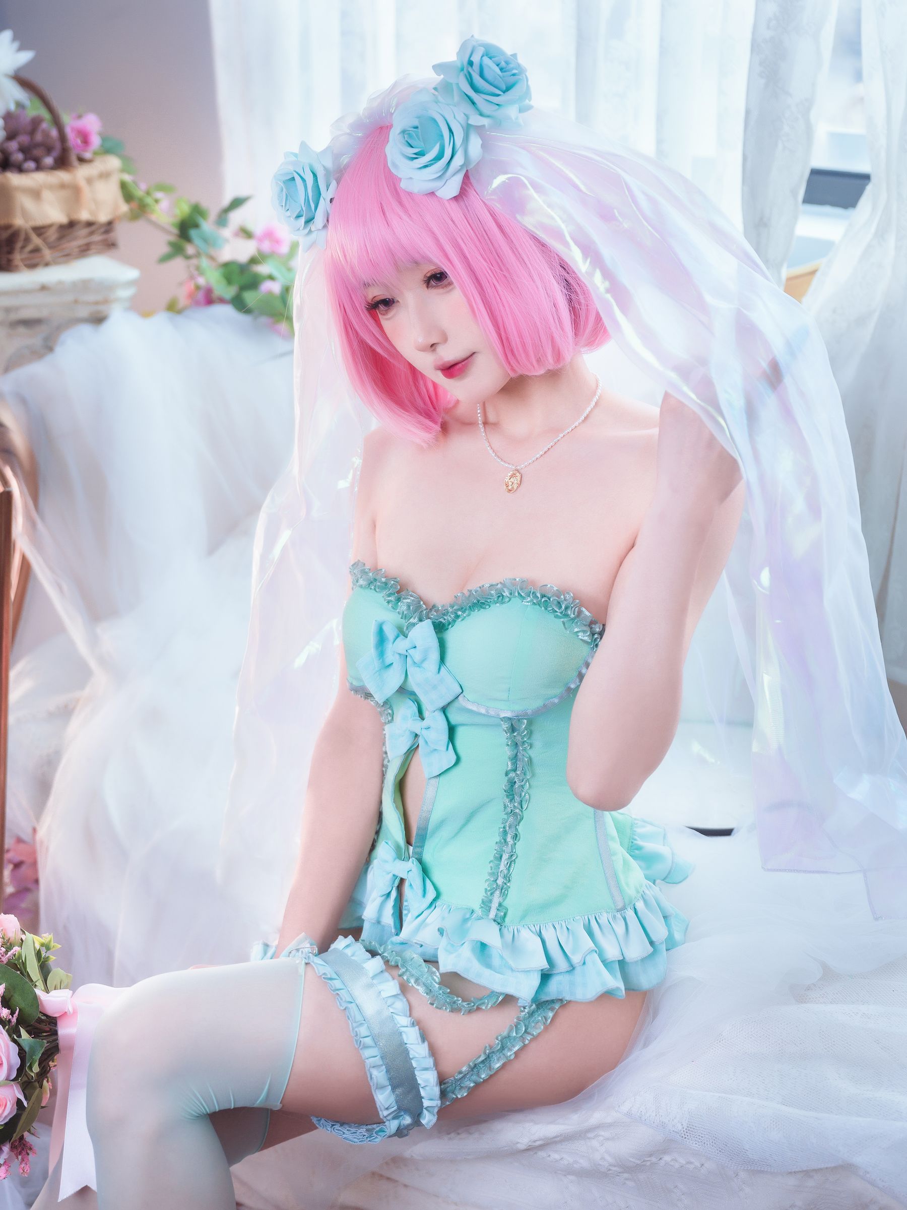 阿包也是兔娘 王女梦梦 婚纱内衣 Cosplay写真插图 阿包也是兔娘 王女梦梦 婚纱内衣 Cosplay写真插图