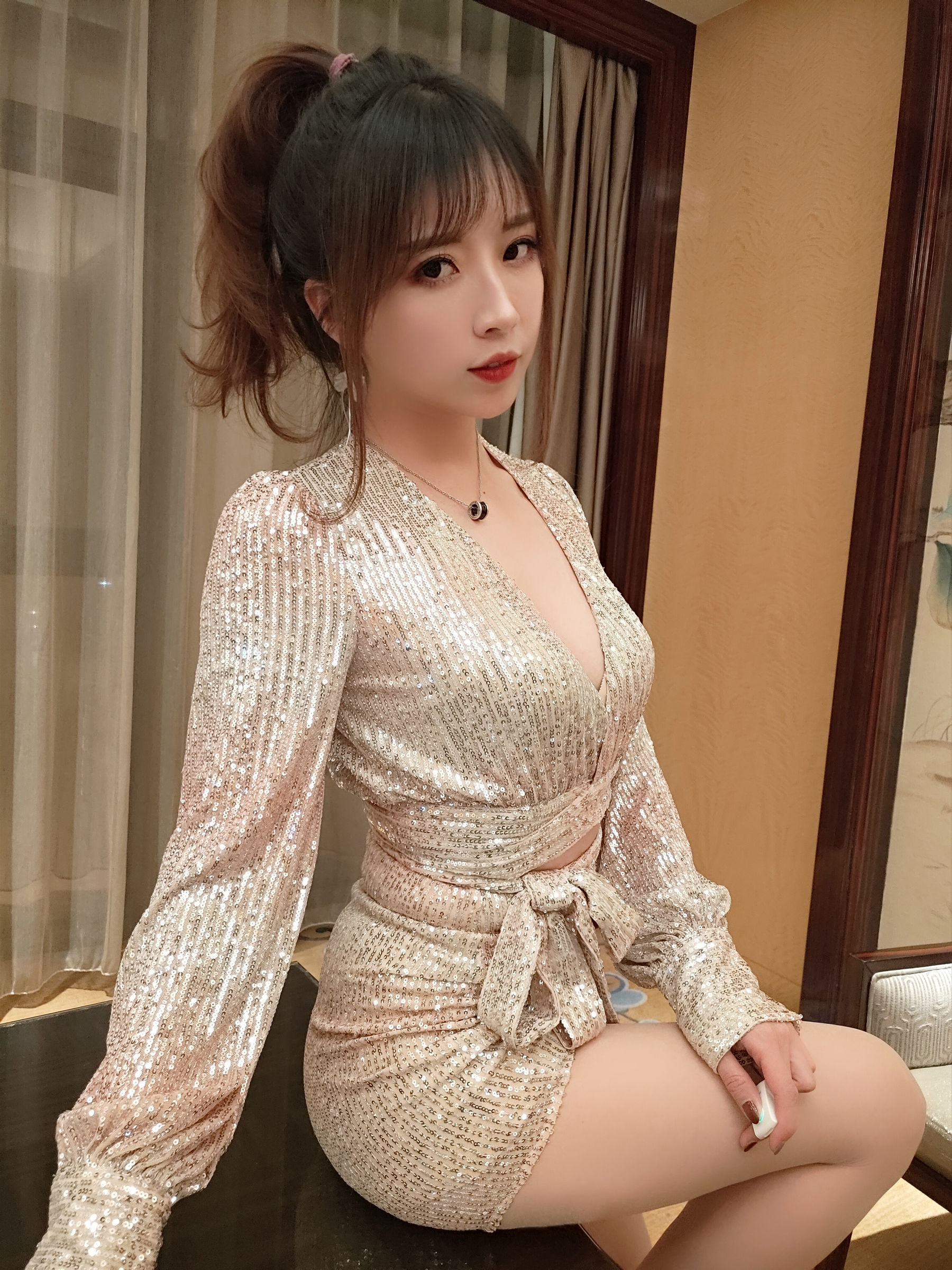 小女巫露娜 亮片裙肉丝Cosplay写真 魔法少女闪耀造型插图