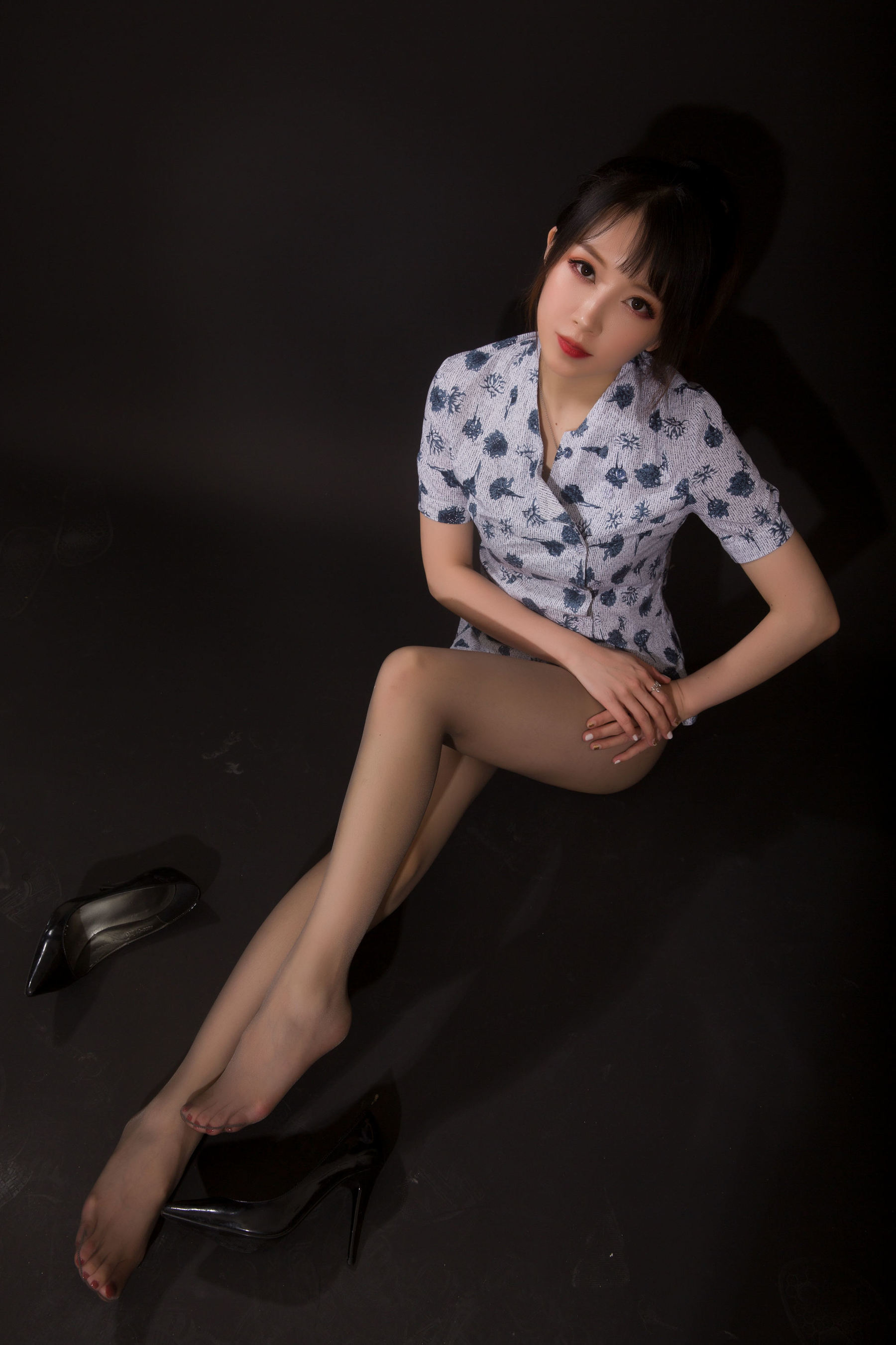 小女巫露娜 东航棚拍魔法少女写真插图