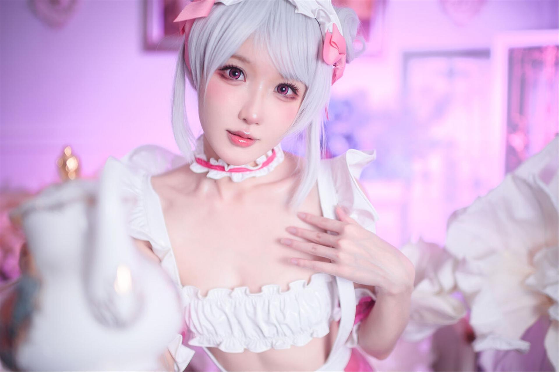 阿包也是兔娘 – 七夕粉粉女仆 cosplay 甜美写真 心动女仆装插图 阿包也是兔娘 – 七夕粉粉女仆 cosplay 甜美写真 心动女仆装插图