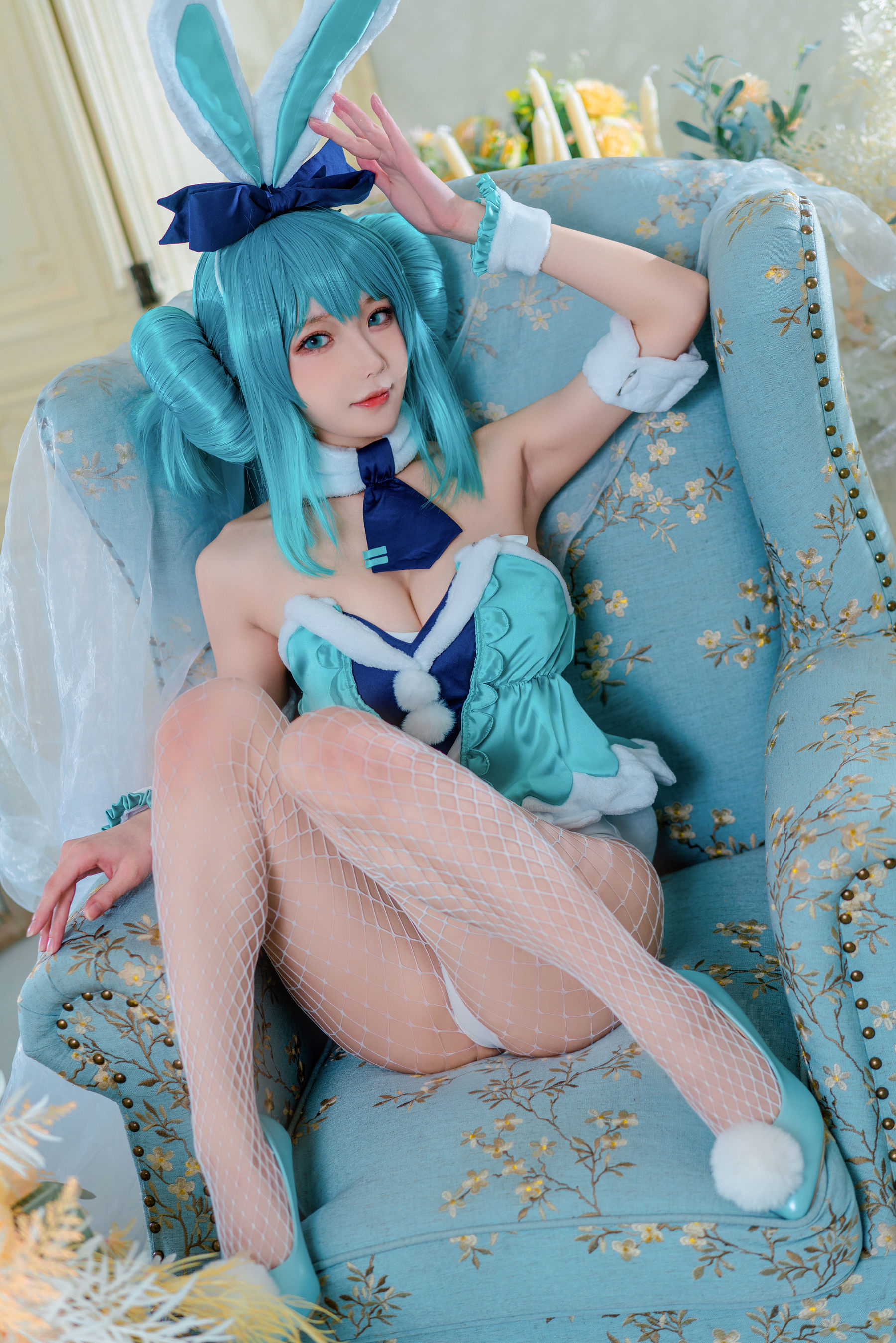 阿包也是兔娘 – 白兔初音未来cosplay 萌系兔耳女仆装插图