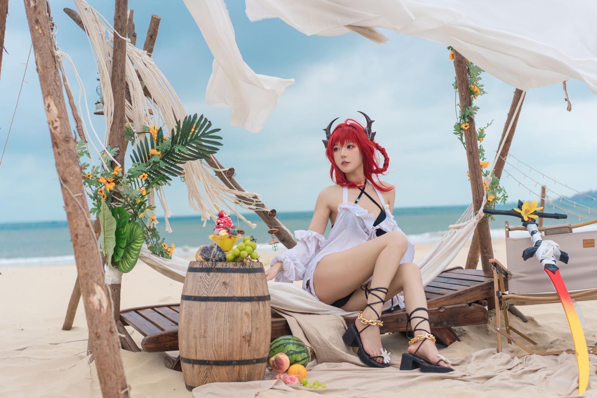 阿包也是兔娘 – 明日方舟 史尔特尔泳装 Cosplay 高清写真插图