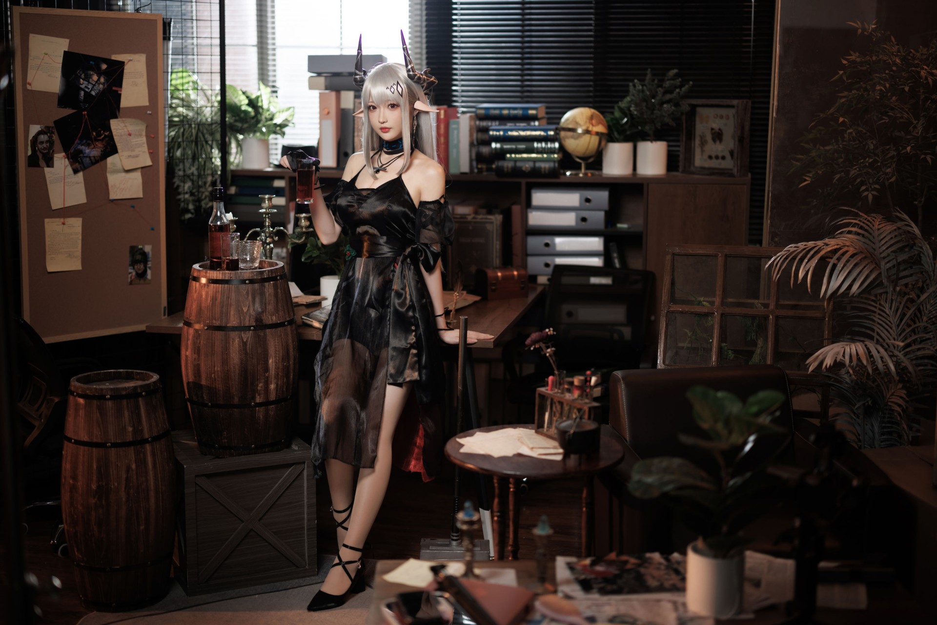 南宫 泥岩礼服 Cosplay 高清摄影作品 角色扮演艺术照