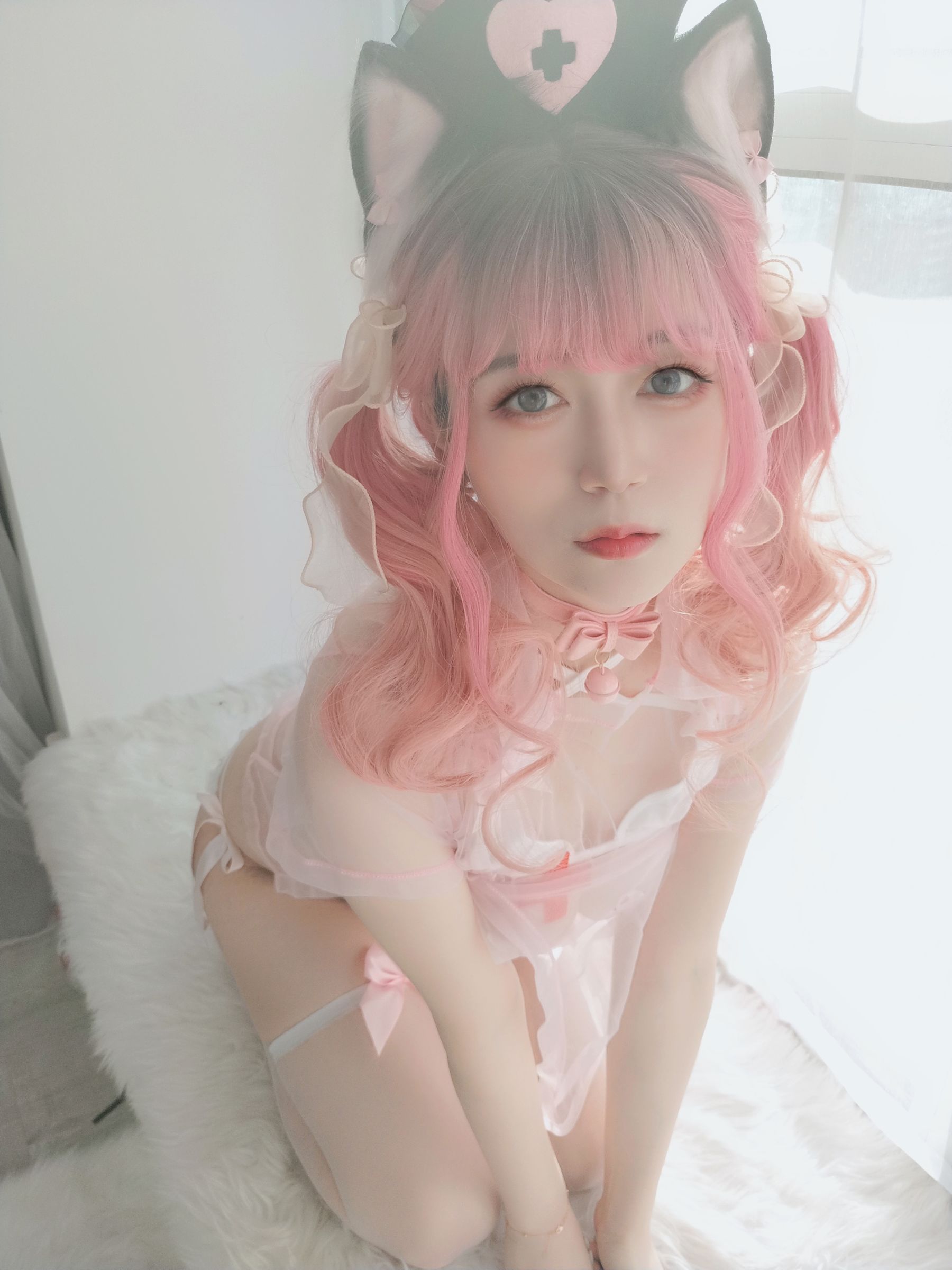 Coser小姐姐白银 猫咪护士装cosplay写真集插图 Coser小姐姐白银 猫咪护士装cosplay写真集插图