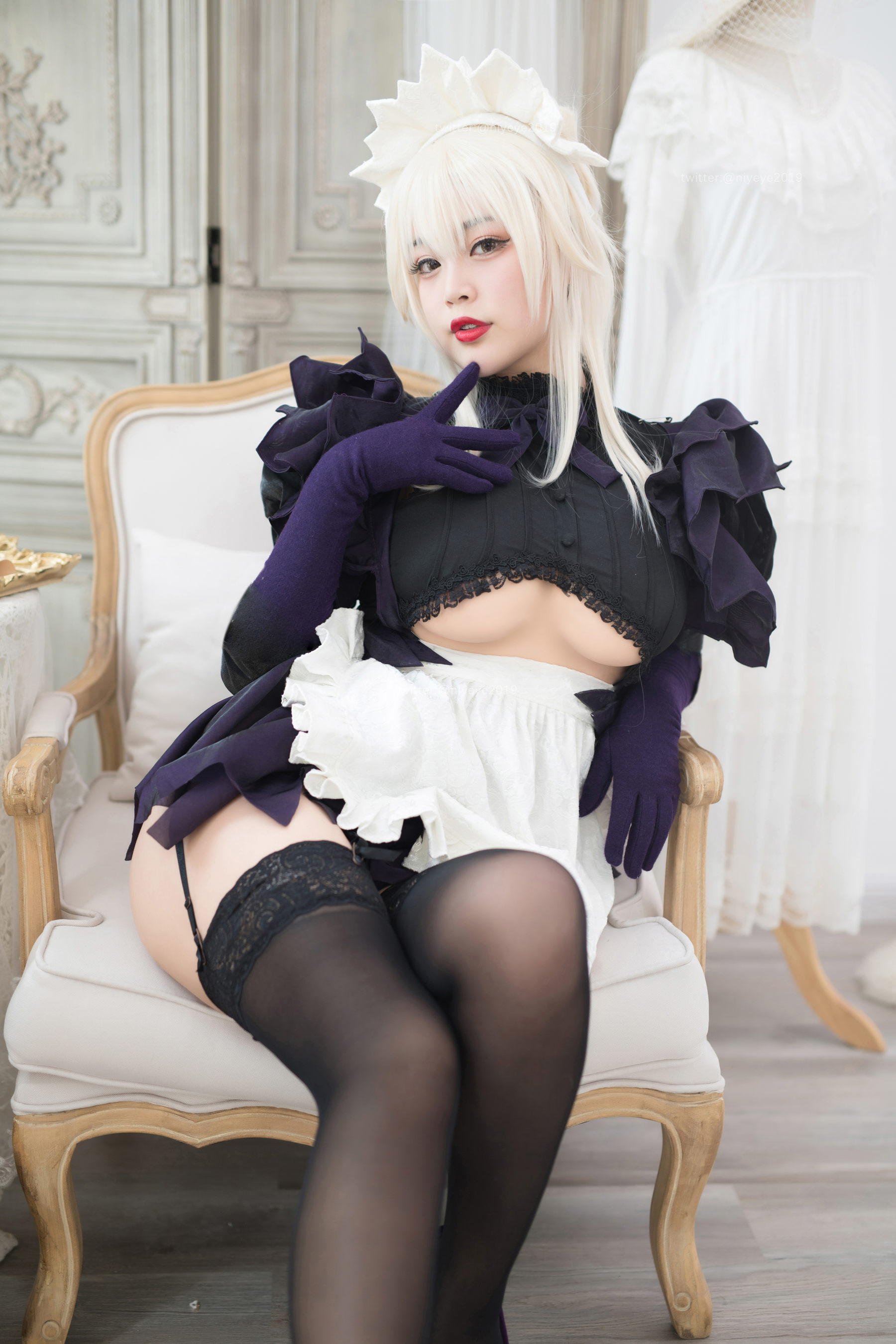 白烨 – 黑枪呆女仆 Cosplay 萌系小姐姐高清写真插图