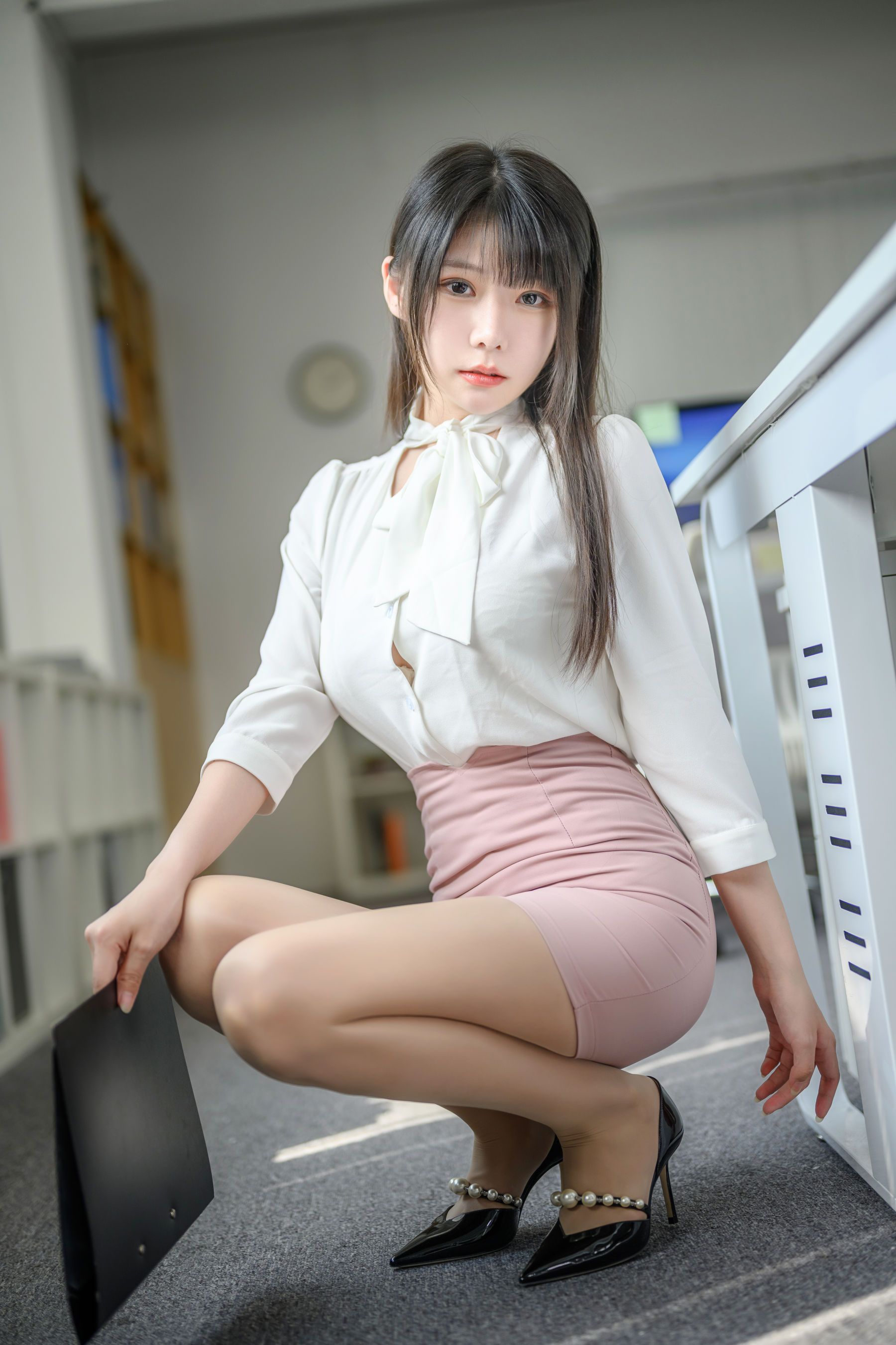 香草喵露露 – 粉白裙子甜美写真 梦幻少女系cosplay摄影作品插图 香草喵露露 – 粉白裙子甜美写真 梦幻少女系cosplay摄影作品插图