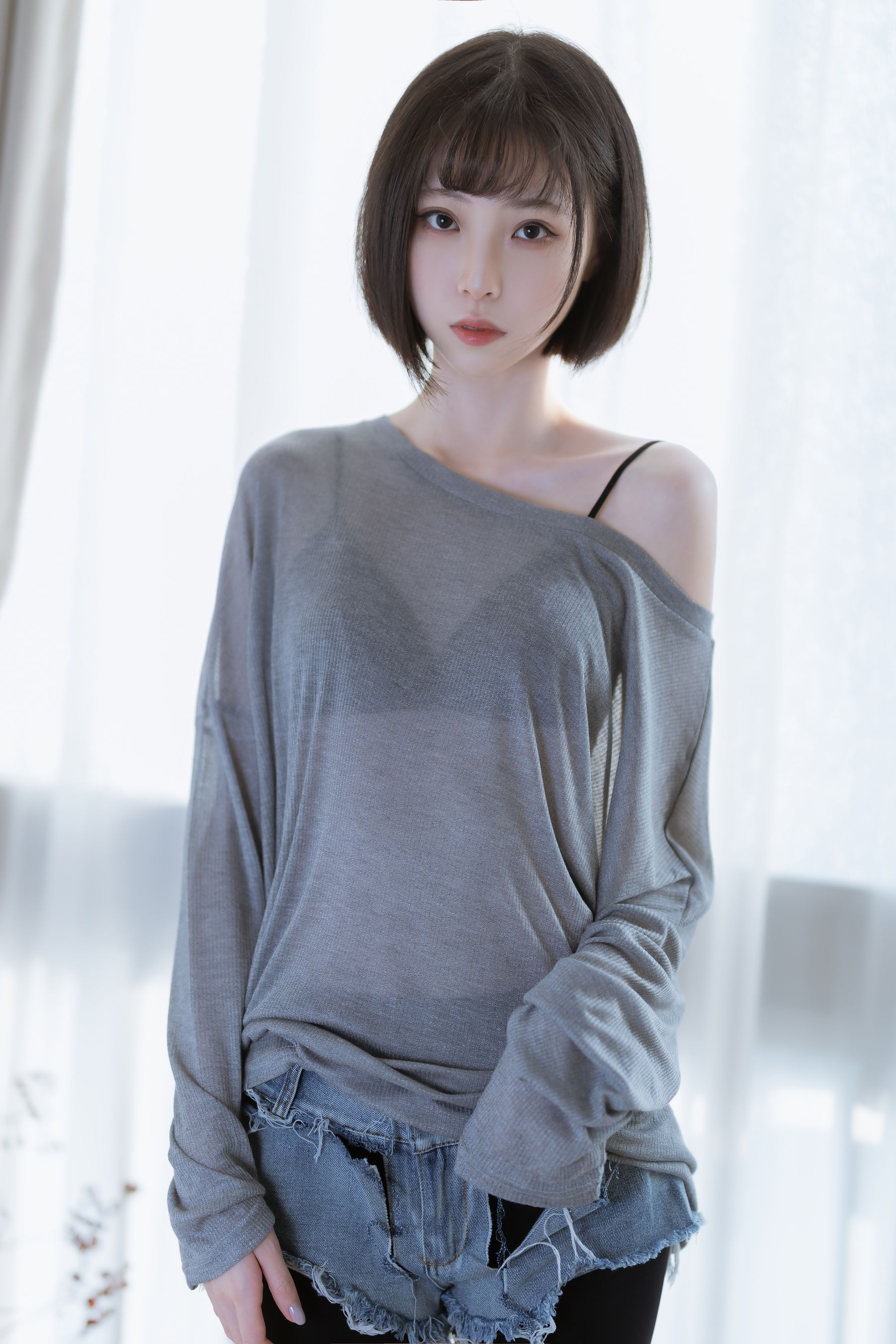 许岚 – 半透毛衣性感写真 Cosplay美女高清图集插图 许岚 – 半透毛衣性感写真 Cosplay美女高清图集插图