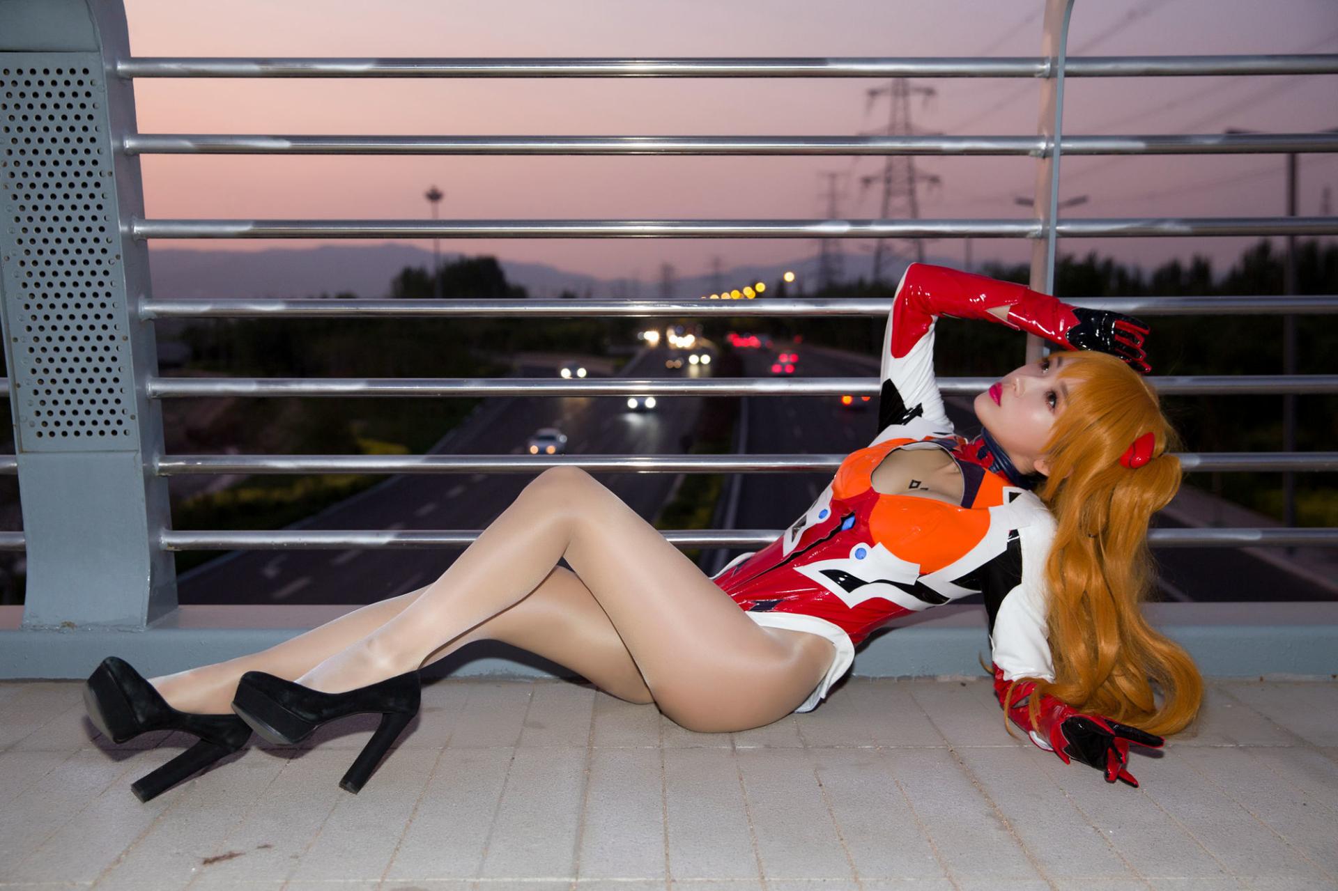 小女巫露娜 明日香cosplay油亮质感插图 小女巫露娜 明日香cosplay油亮质感插图