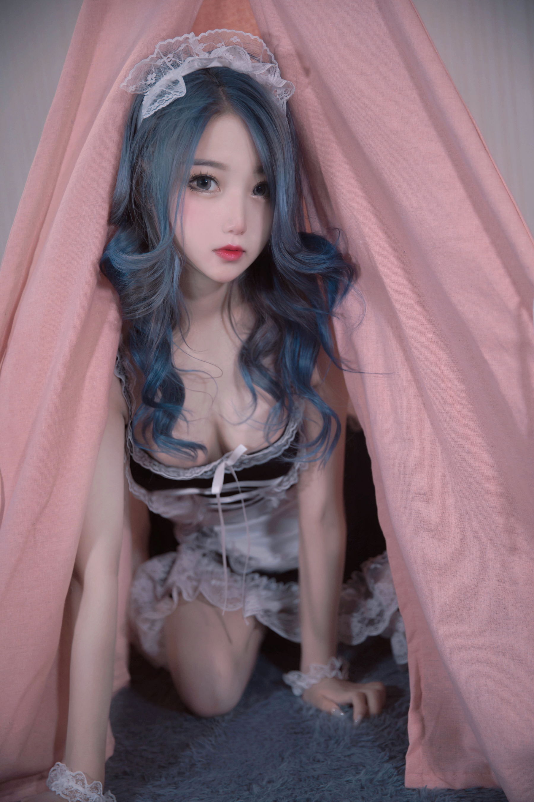 eloise软软 – 女仆兔尾巴 cosplay写真 可爱女仆装兔耳萌娘摄影作品插图 eloise软软 – 女仆兔尾巴 cosplay写真 可爱女仆装兔耳萌娘摄影作品插图