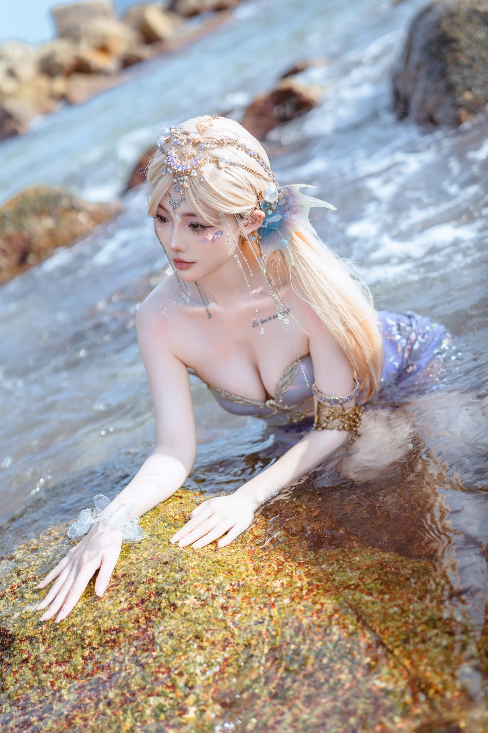 桃良阿宅 – 年年有鱼 Cosplay 写真 国风旗袍 新春贺岁 高清图集插图