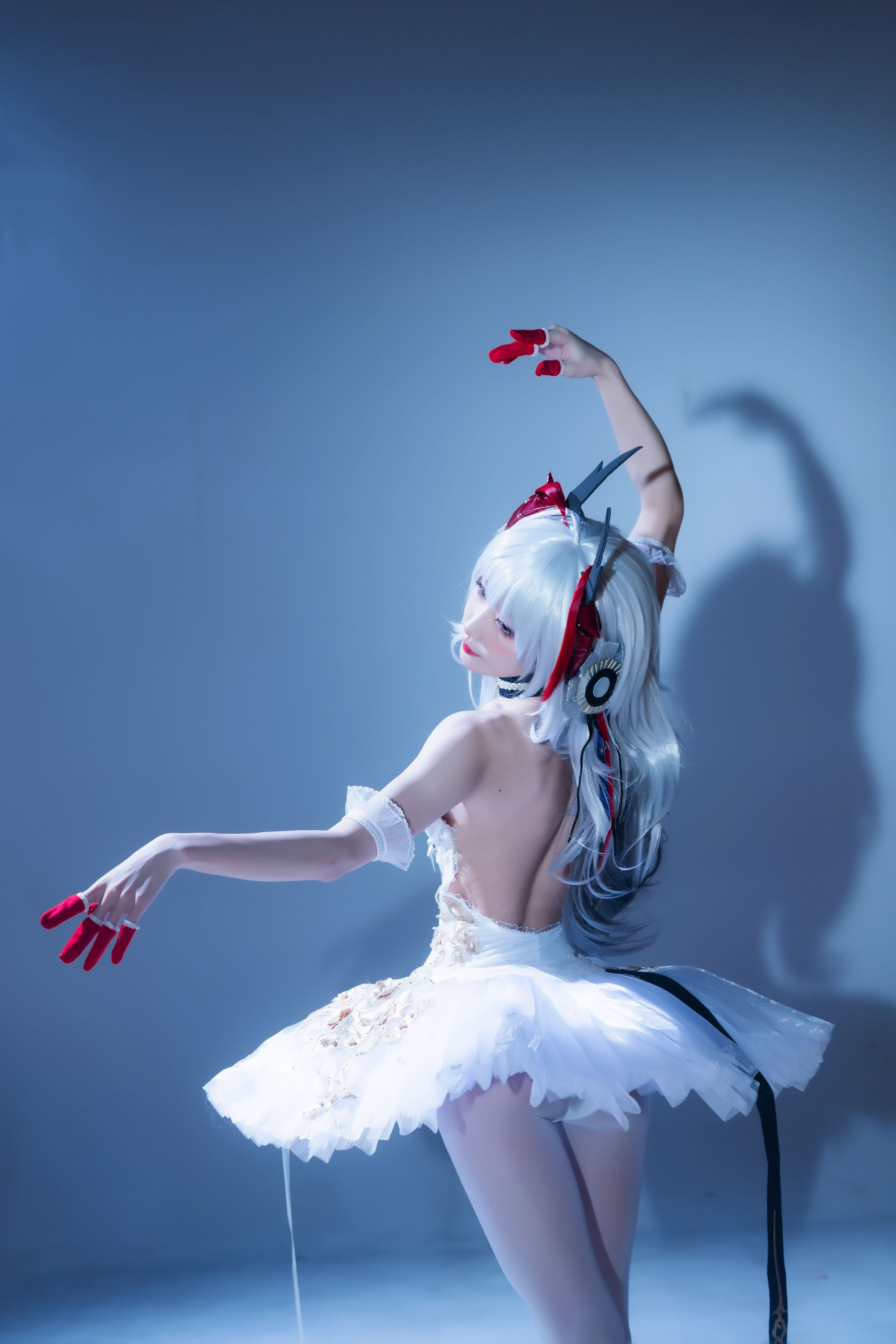阿包也是兔娘 – 明日方舟 芭蕾 Cosplay 高清写真 角色扮演