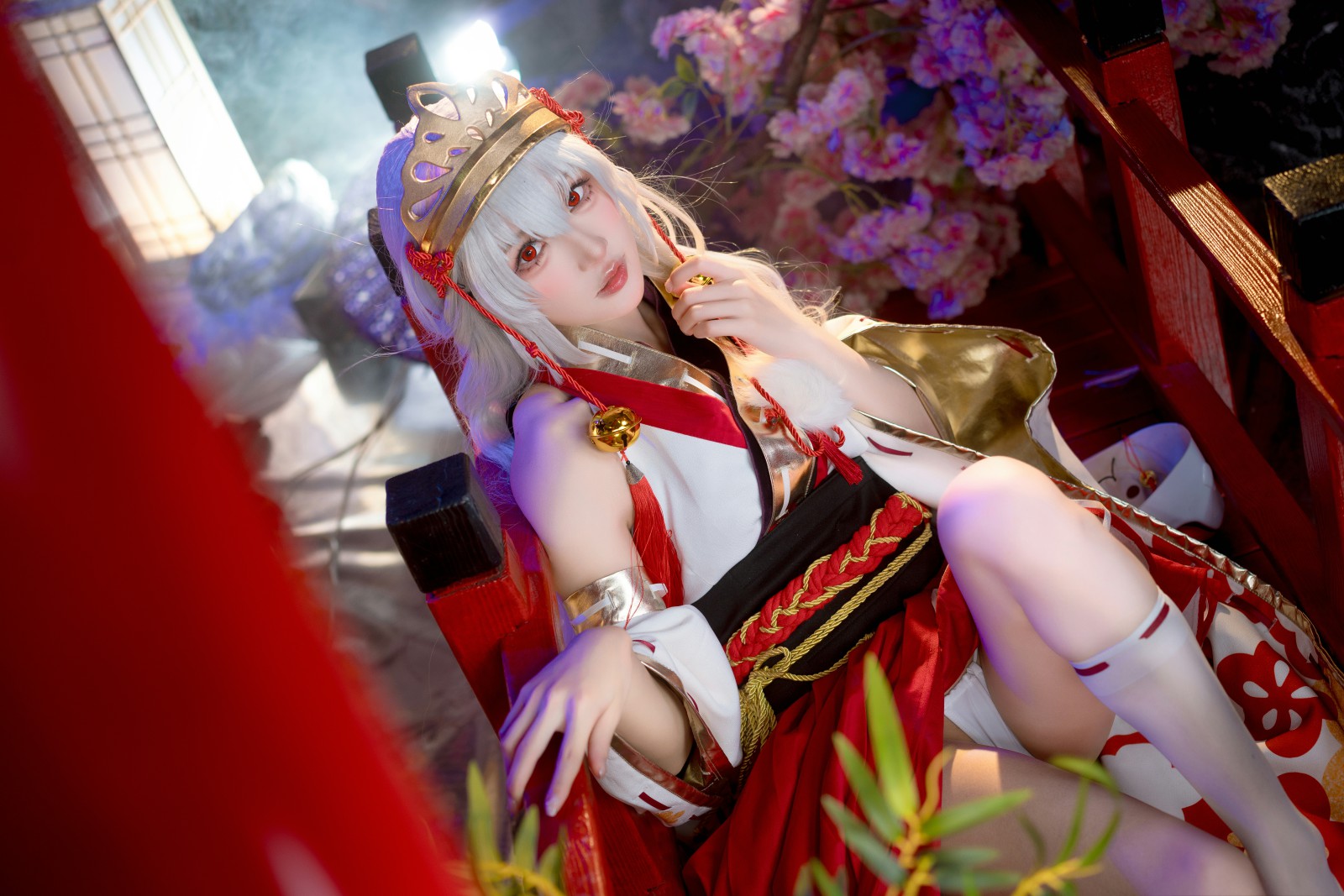 阿包也是兔娘 巫女浴池 Cosplay写真 神社沐浴场景插图