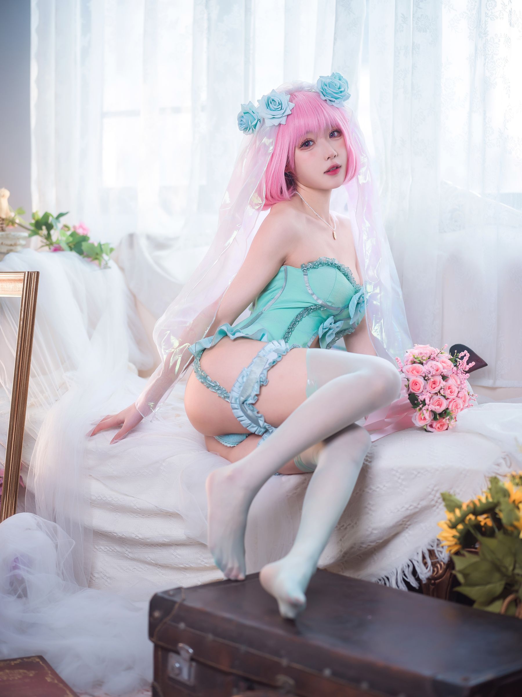 阿包也是兔娘 王女梦梦 婚纱内衣 Cosplay写真插图 阿包也是兔娘 王女梦梦 婚纱内衣 Cosplay写真插图