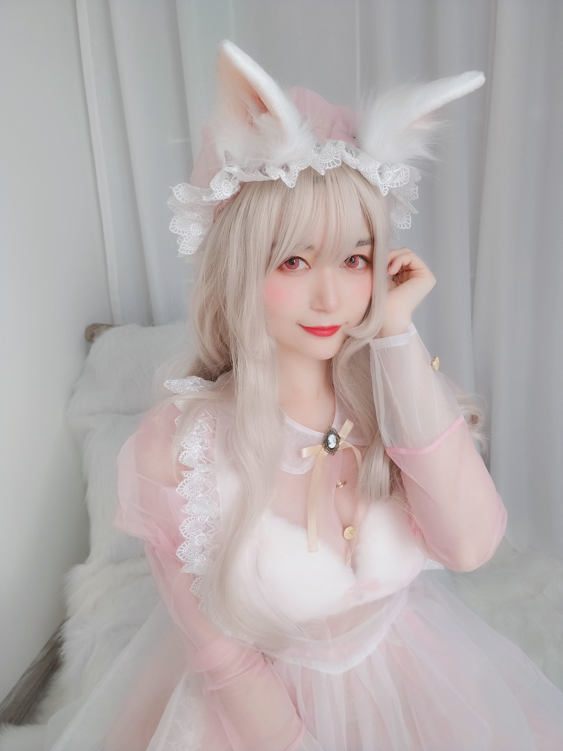 Coser小姐姐白银 – 女仆小兔子 Cosplay 写真集插图