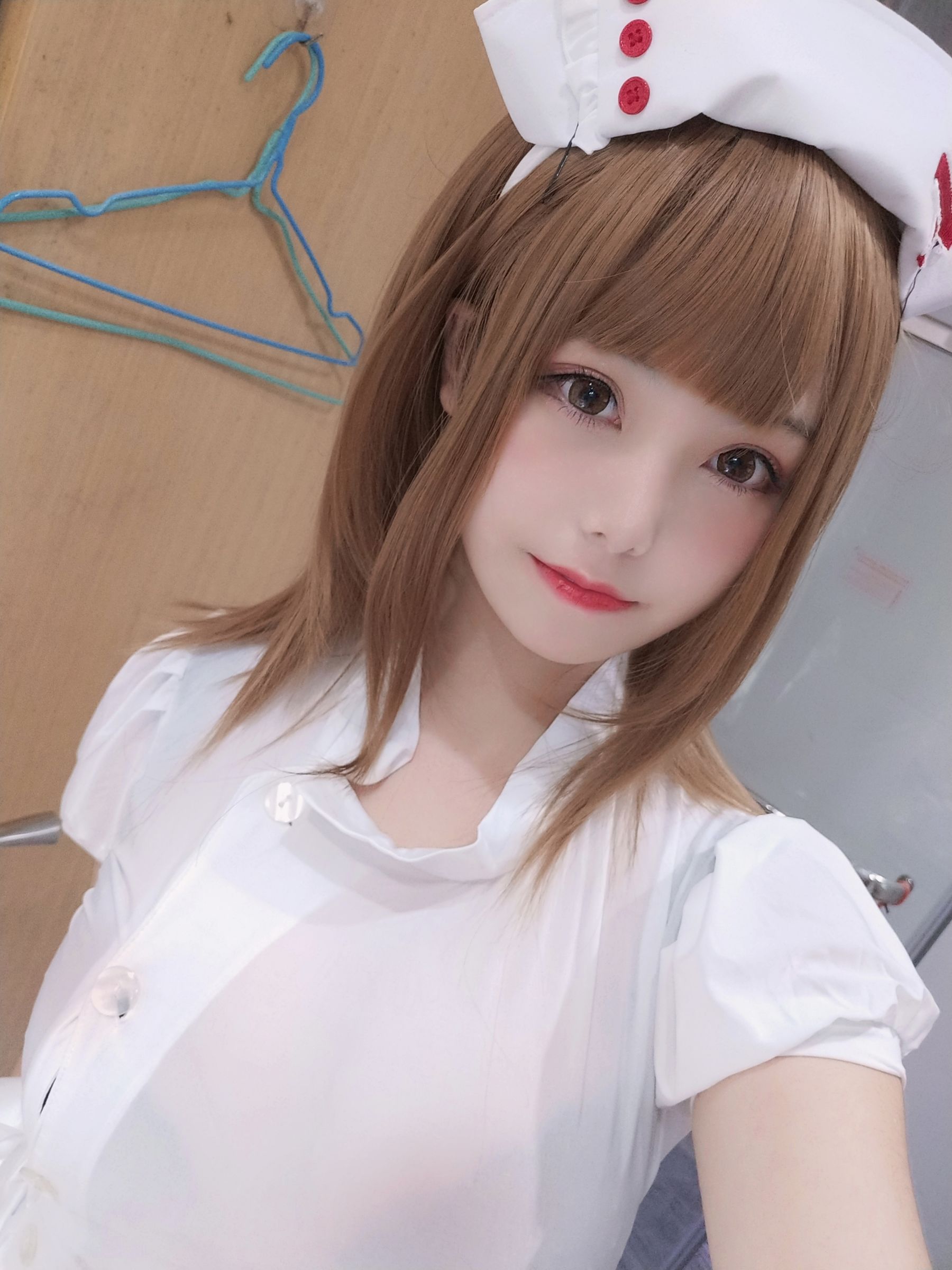 蜜汁猫裘 – 小护士装 Cosplay 写真 性感制服诱惑 高清图集