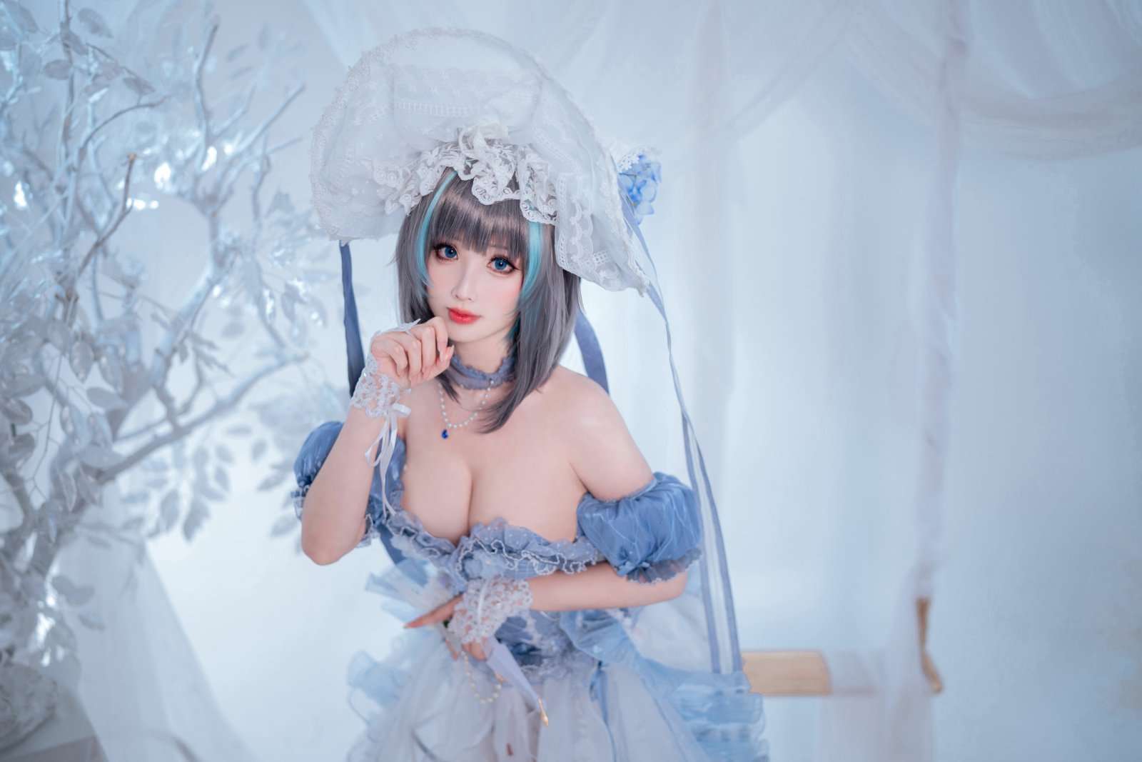 rioko凉凉子 柴郡冰雪公主cosplay写真 猫耳女仆冬季主题摄影插图