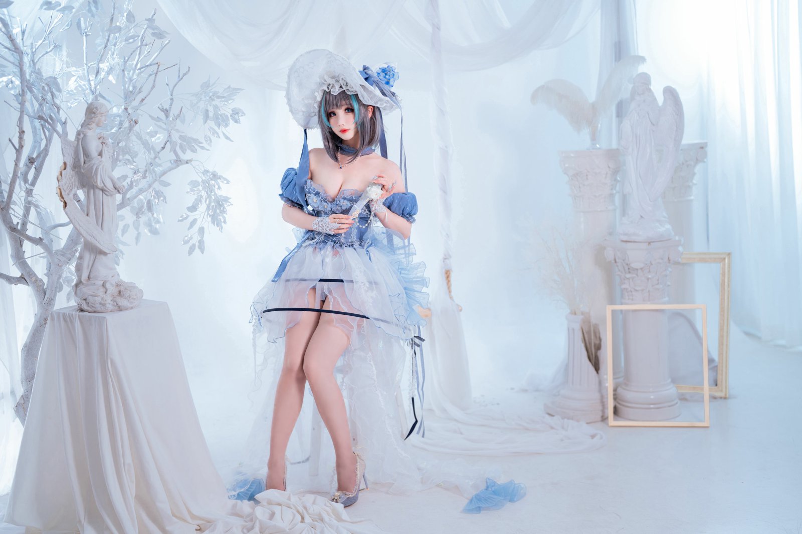 rioko凉凉子 柴郡冰雪公主cosplay写真 猫耳女仆冬季主题摄影插图