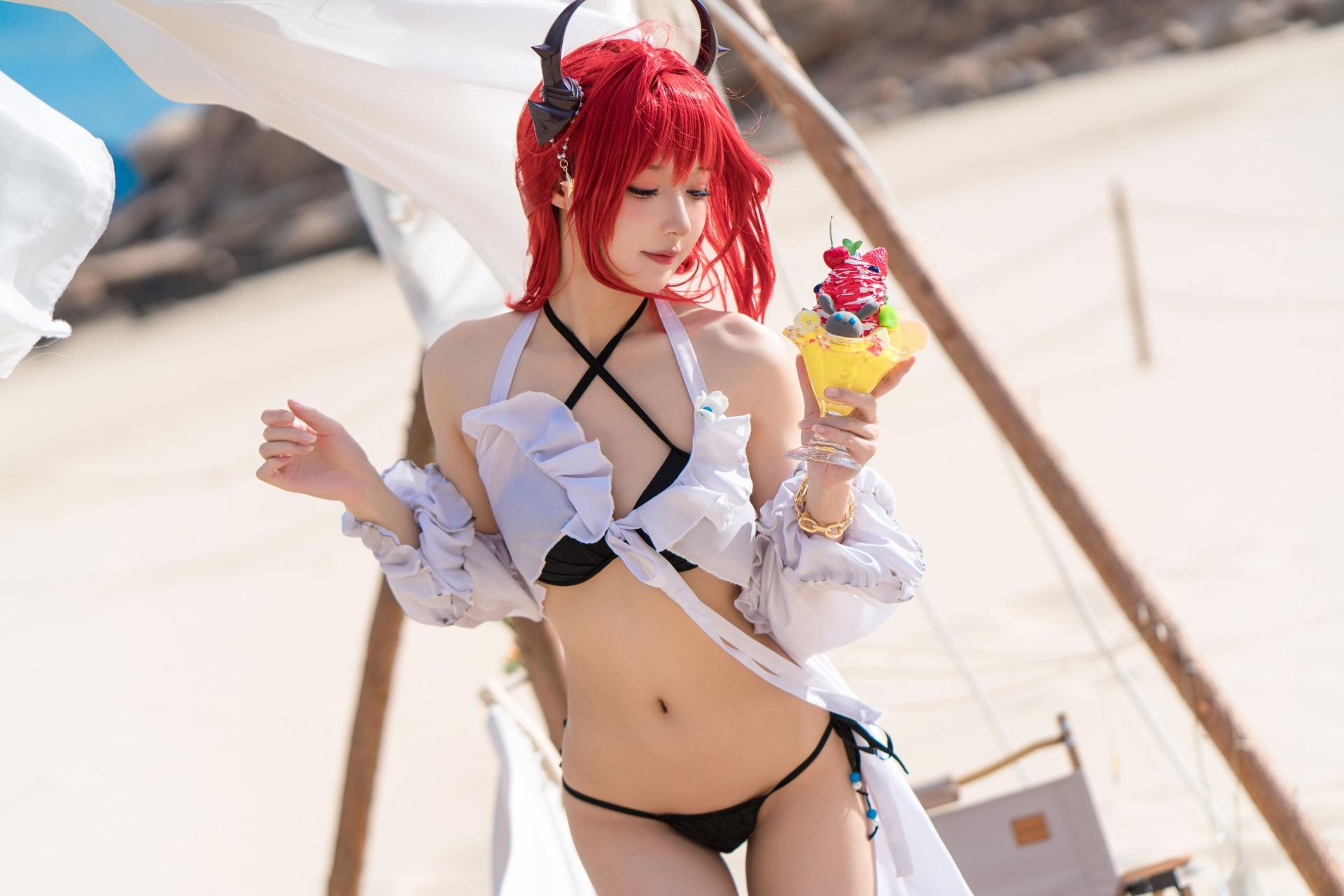 阿包也是兔娘 – 明日方舟 史尔特尔泳装 Cosplay 高清写真插图