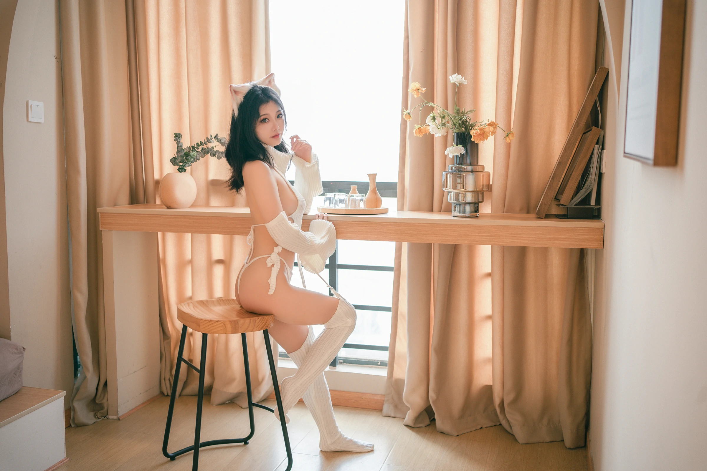 桃良阿宅 – 白毛衣甜美写真 高清Cosplay图片合集插图 桃良阿宅 – 白毛衣甜美写真 高清Cosplay图片合集插图