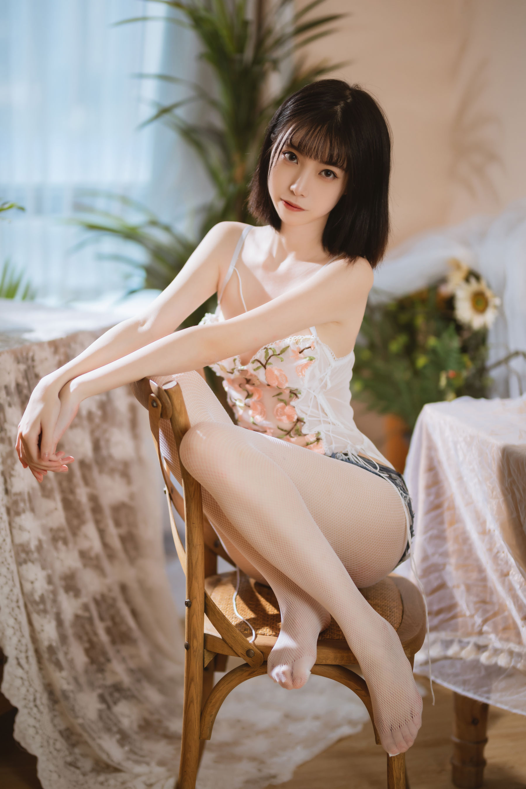 许岚 – 纯欲牛仔短裤性感写真 Cosplay美图插图 许岚 – 纯欲牛仔短裤性感写真 Cosplay美图插图