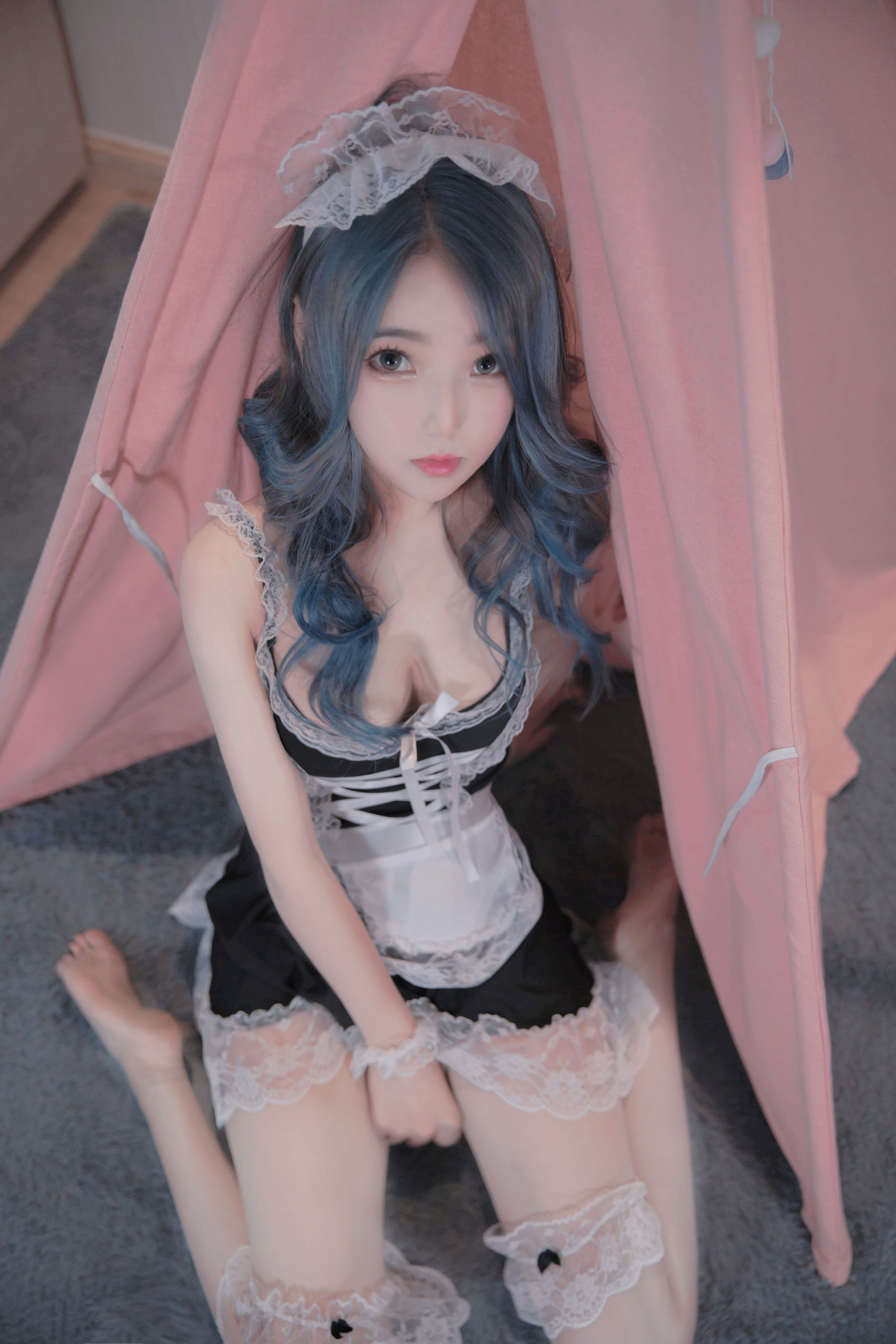 eloise软软 – 女仆兔尾巴 cosplay写真 可爱女仆装兔耳萌娘摄影作品插图 eloise软软 – 女仆兔尾巴 cosplay写真 可爱女仆装兔耳萌娘摄影作品插图