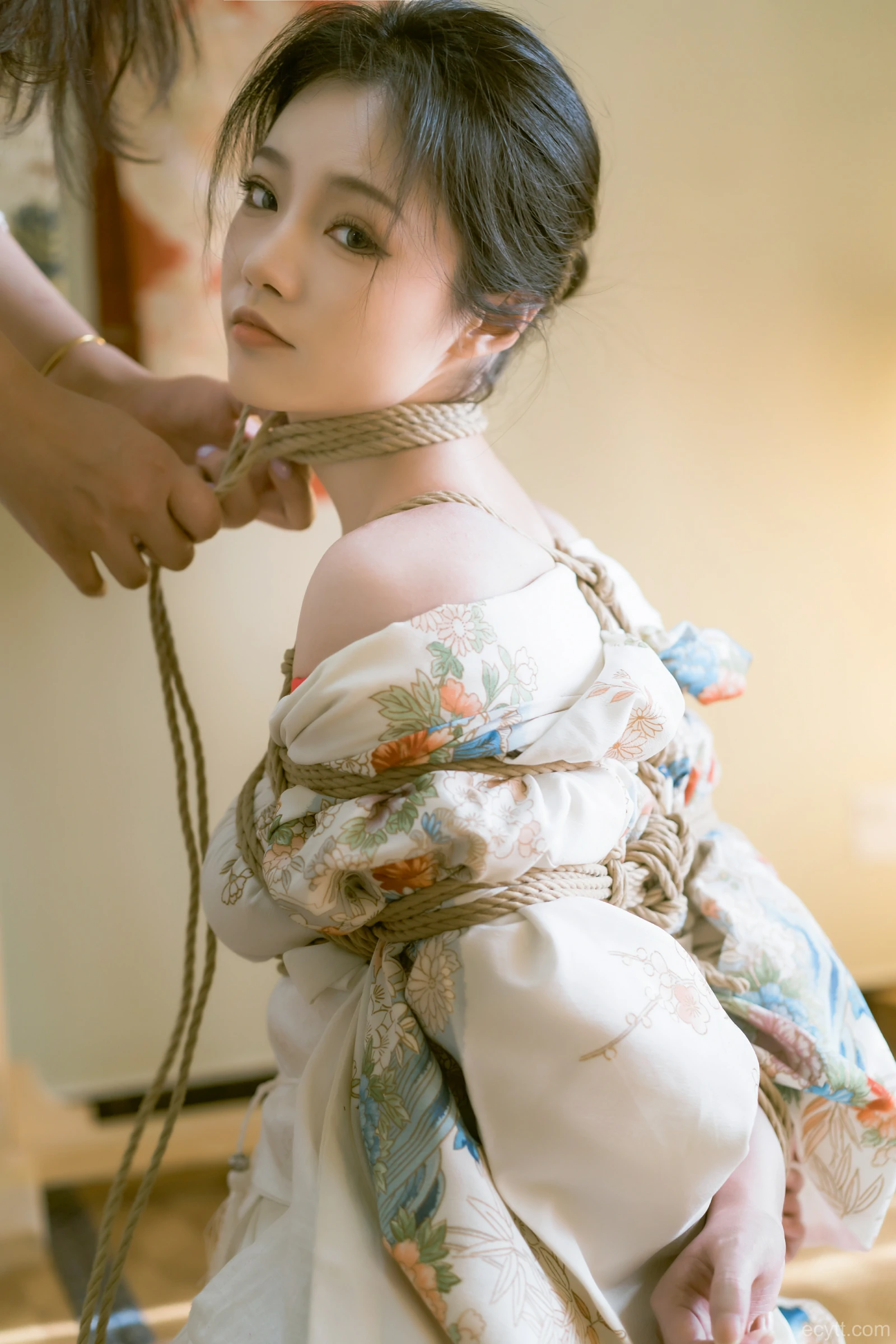 桃良阿宅 – 紧缚艺术 性感束缚 Cosplay写真